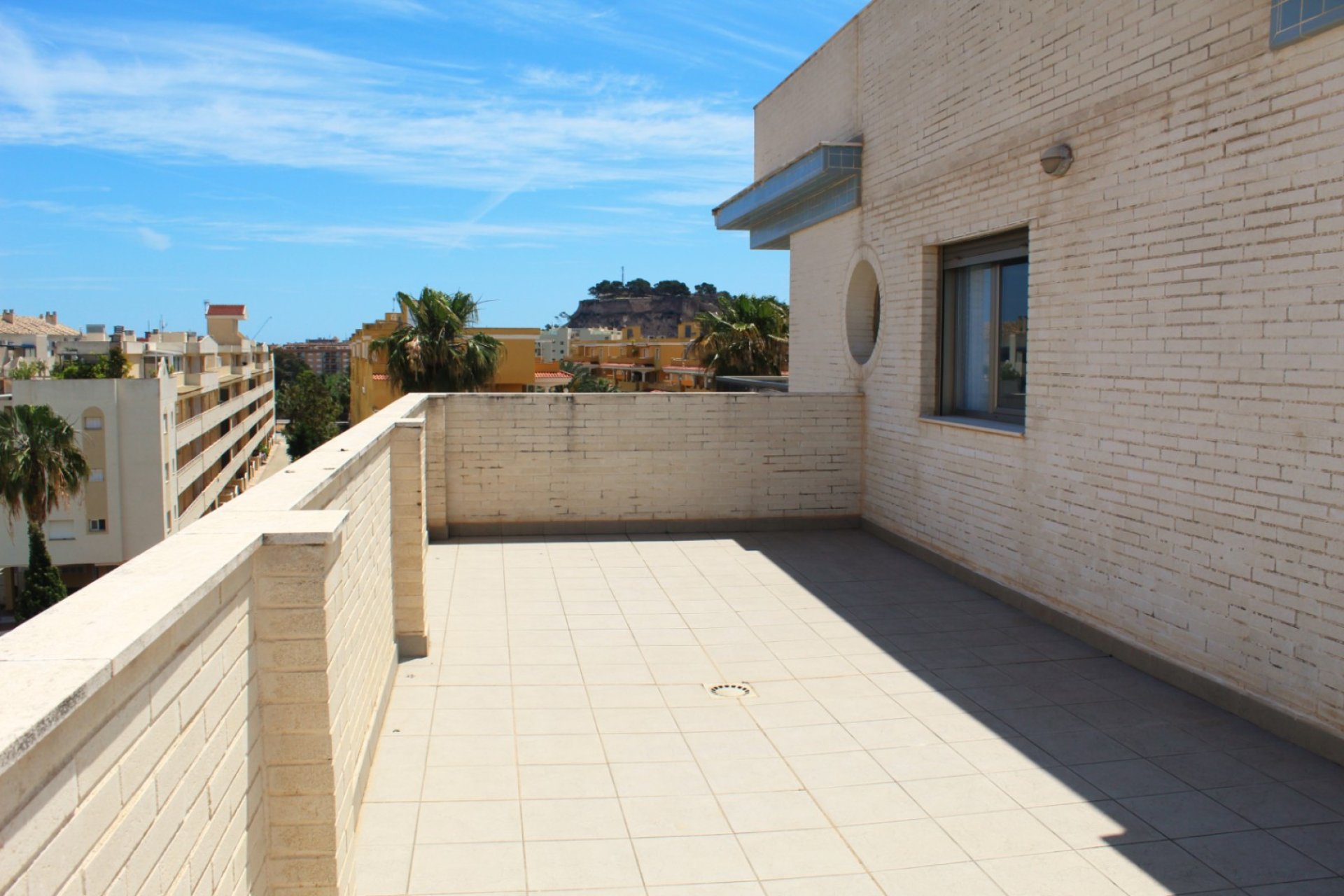 Revânzare - Mansardă -
Denia - Costa Blanca