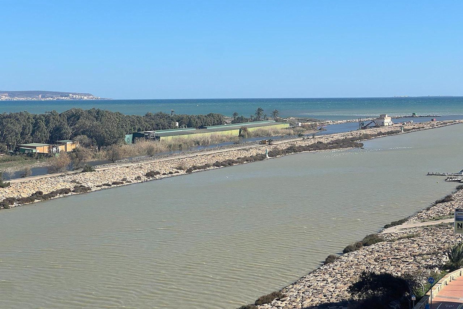 Revânzare - Mansardă -
Guardamar del Segura - Puerto Deportivo