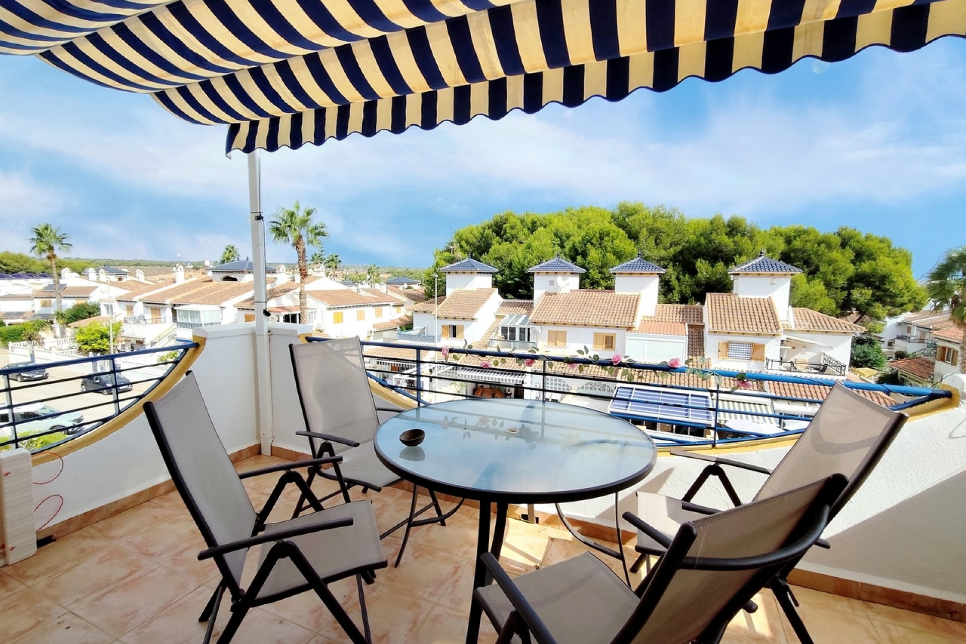Revânzare - Mansardă -
Mil Palmeras - Costa Blanca