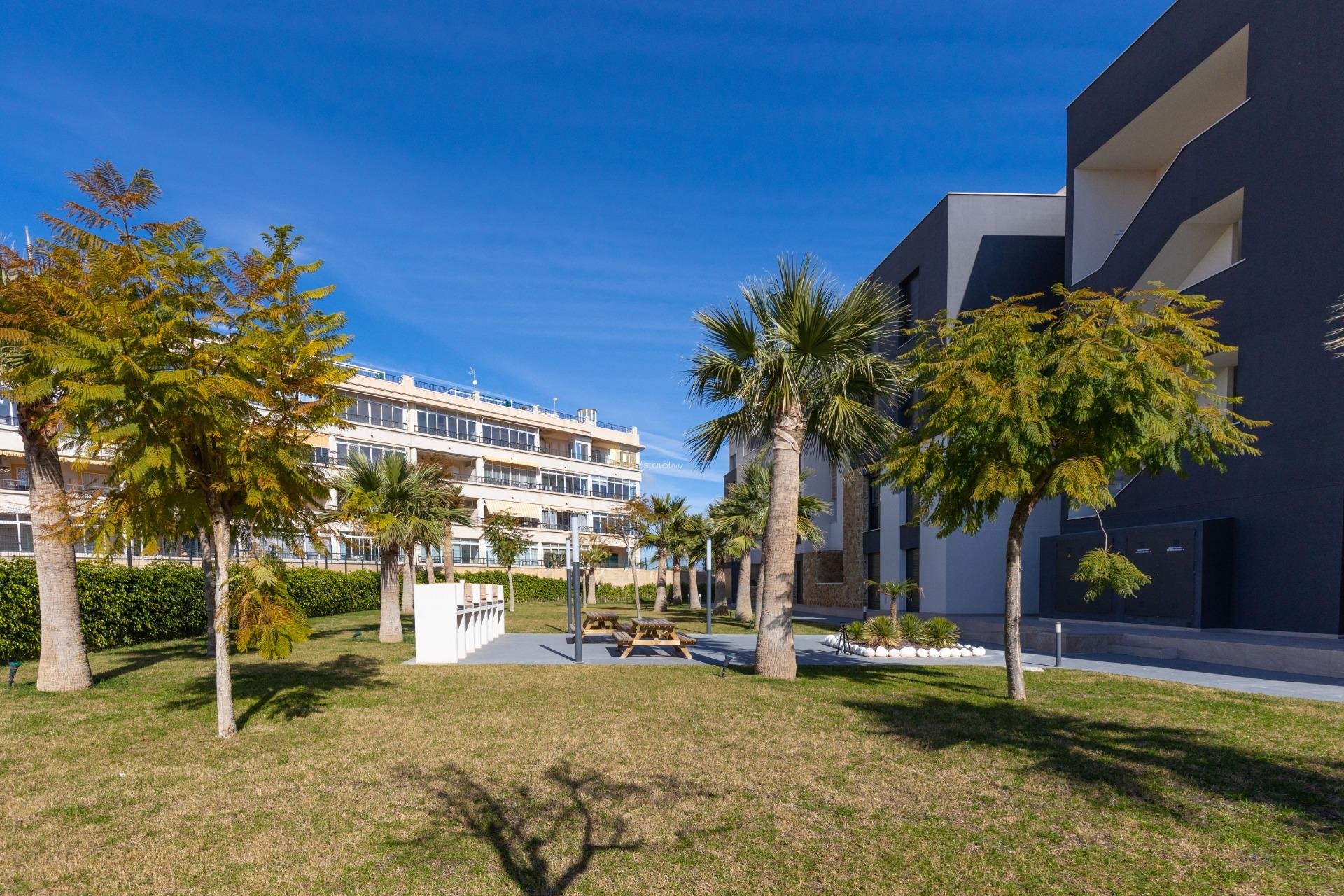 Revânzare - Mansardă -
Orihuela Costa - Playa Flamenca