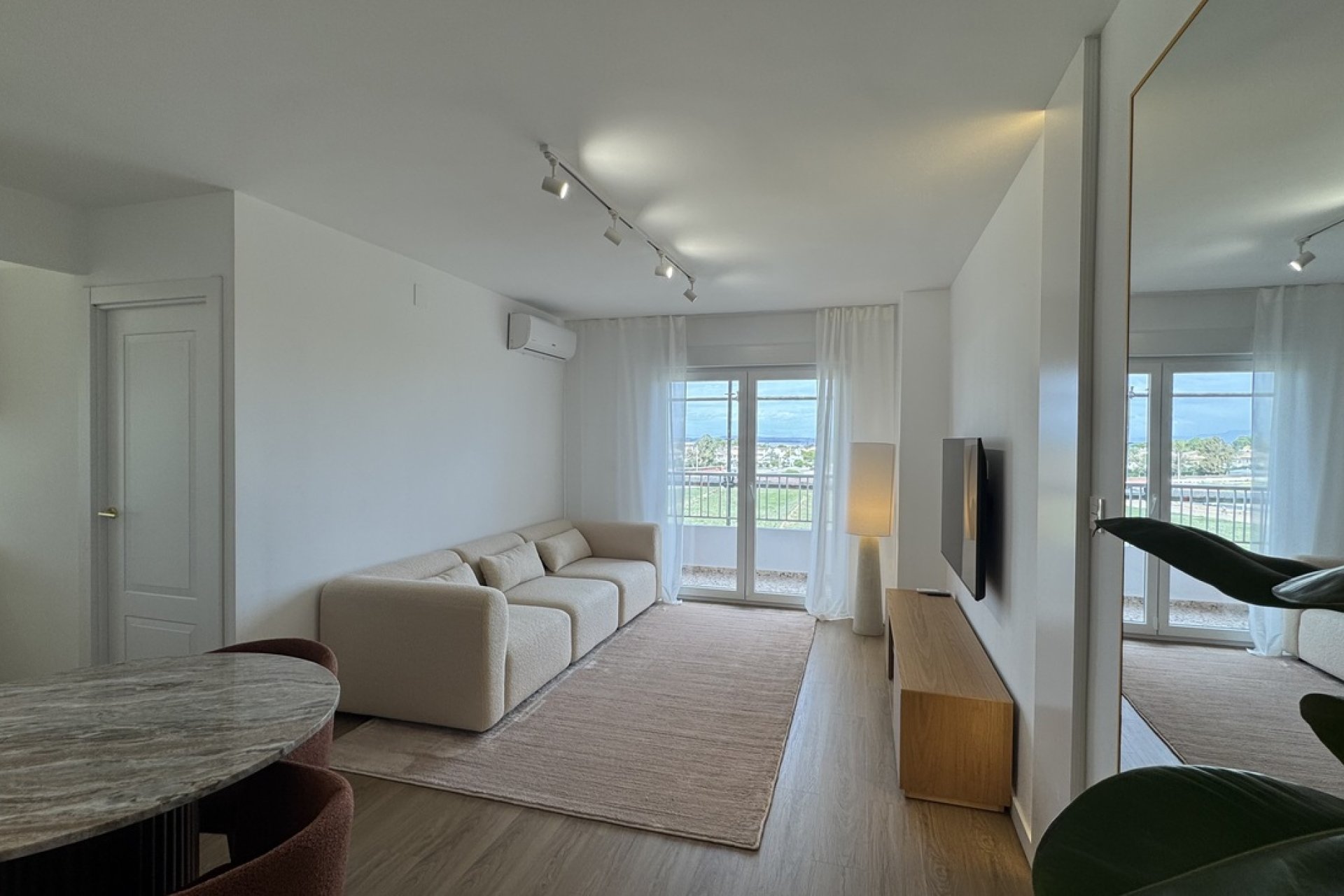 Revânzare - Mansardă -
Punta Prima - Costa Blanca