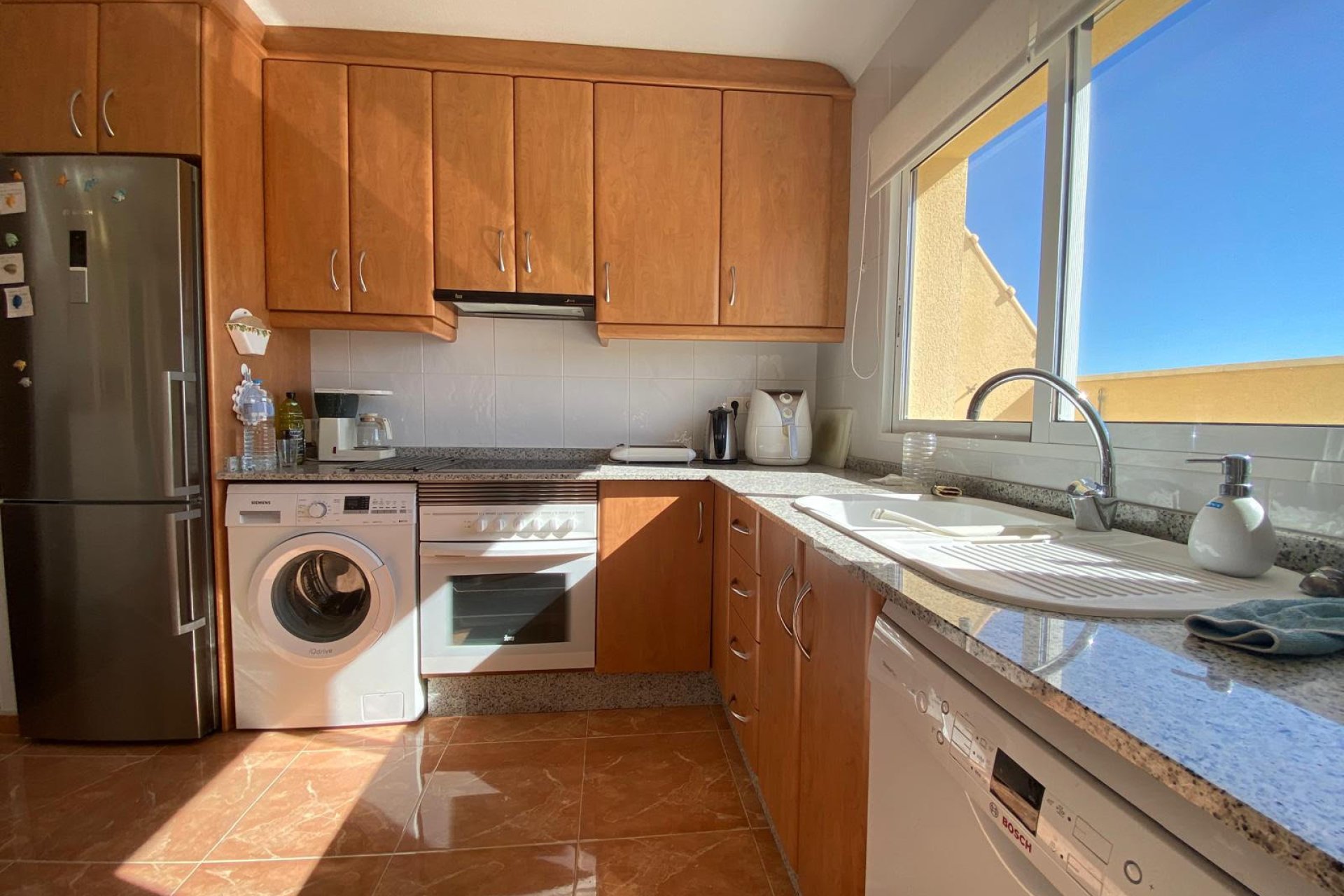 Revânzare - Mansardă -
Rafal - Inland