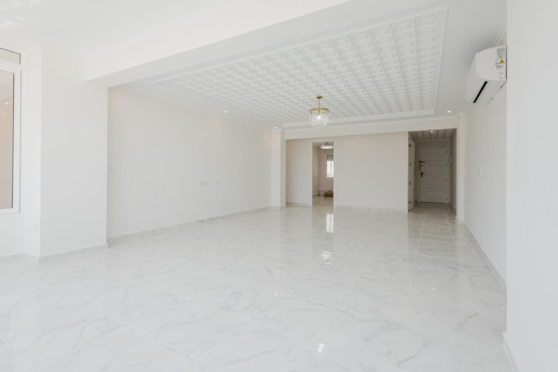 Revânzare - Mansardă -
Torrevieja - Acequion
