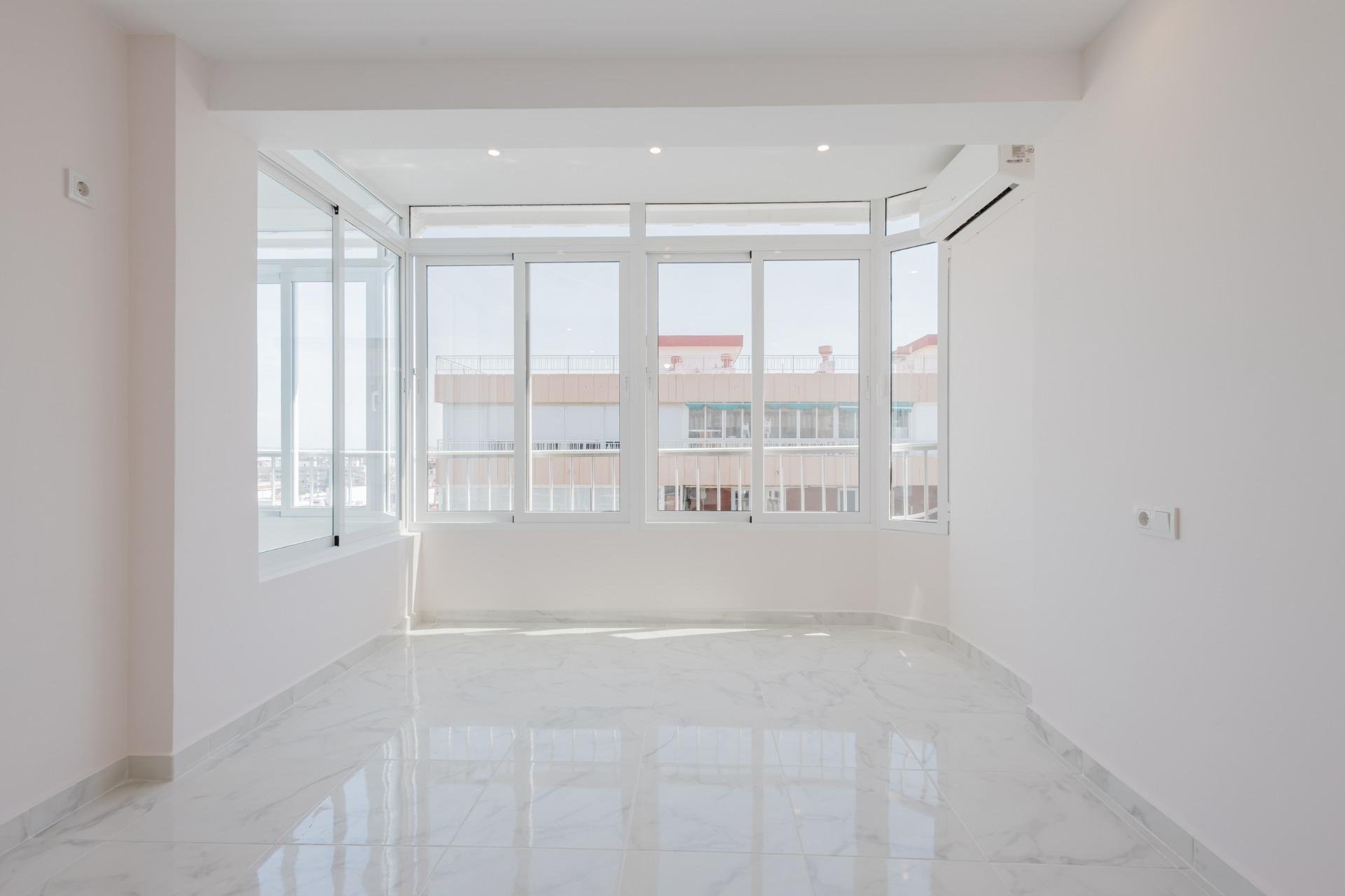Revânzare - Mansardă -
Torrevieja - Acequion