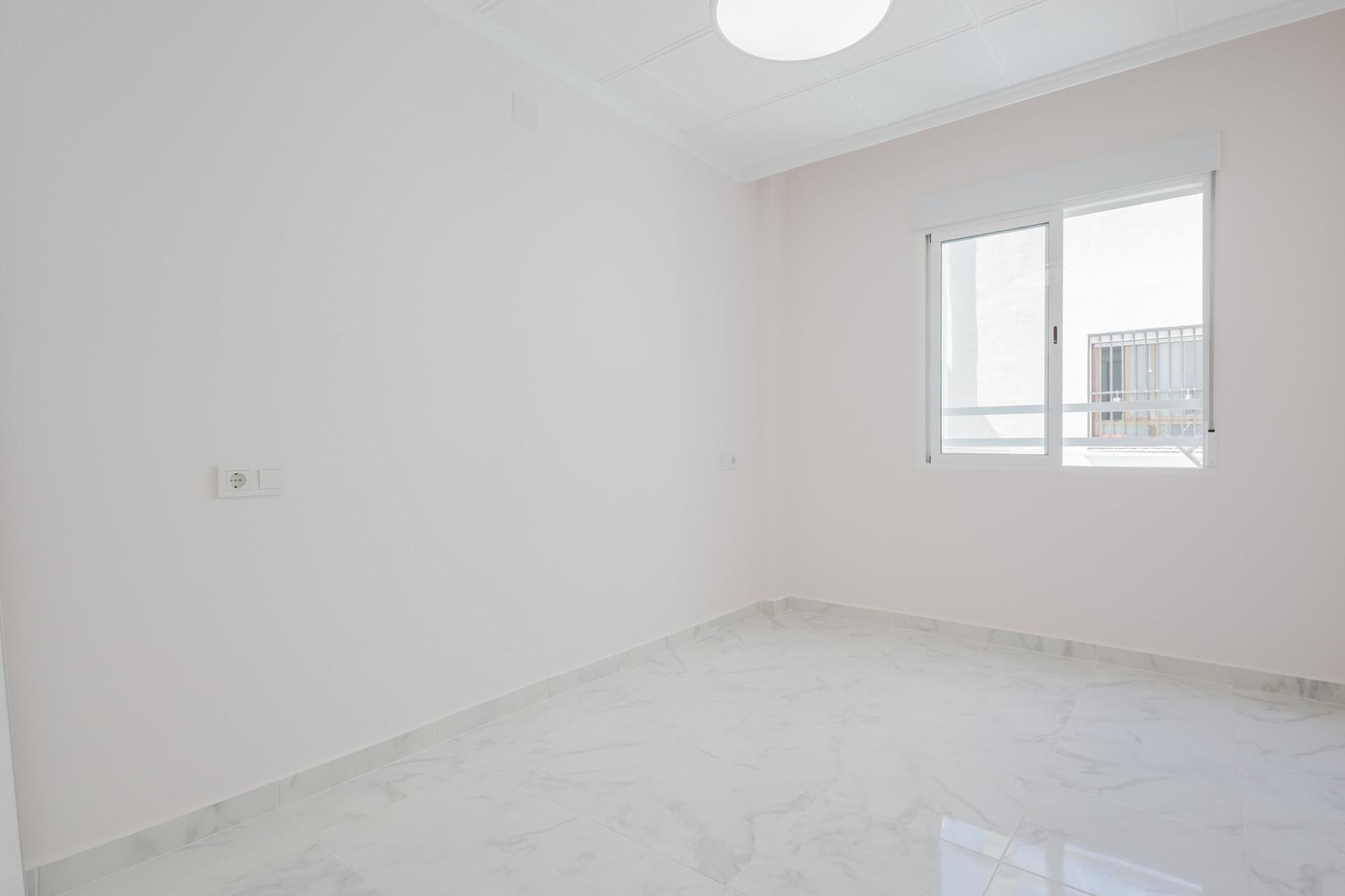 Revânzare - Mansardă -
Torrevieja - Acequion