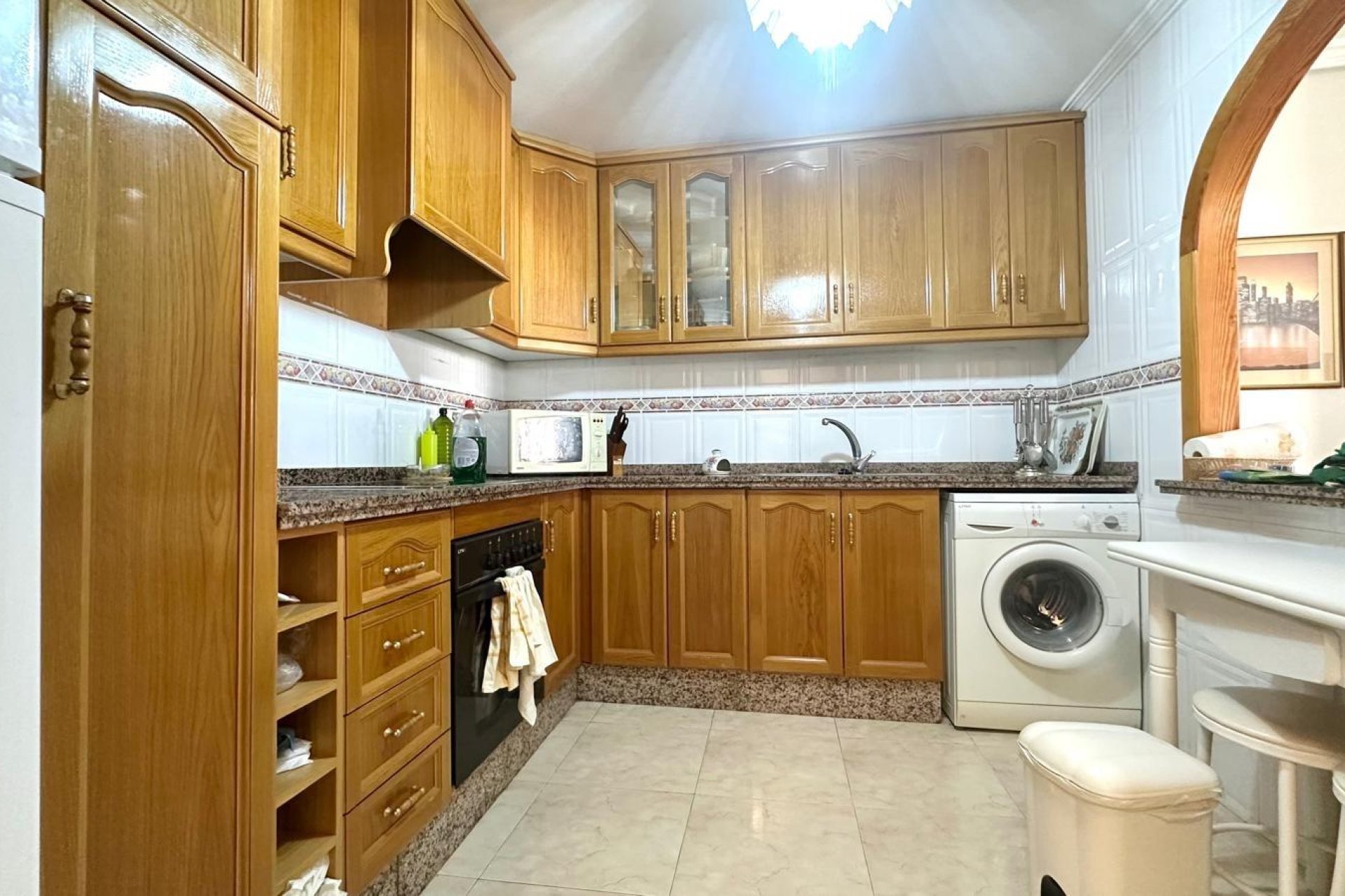 Revânzare - Mansardă -
Torrevieja - Centro