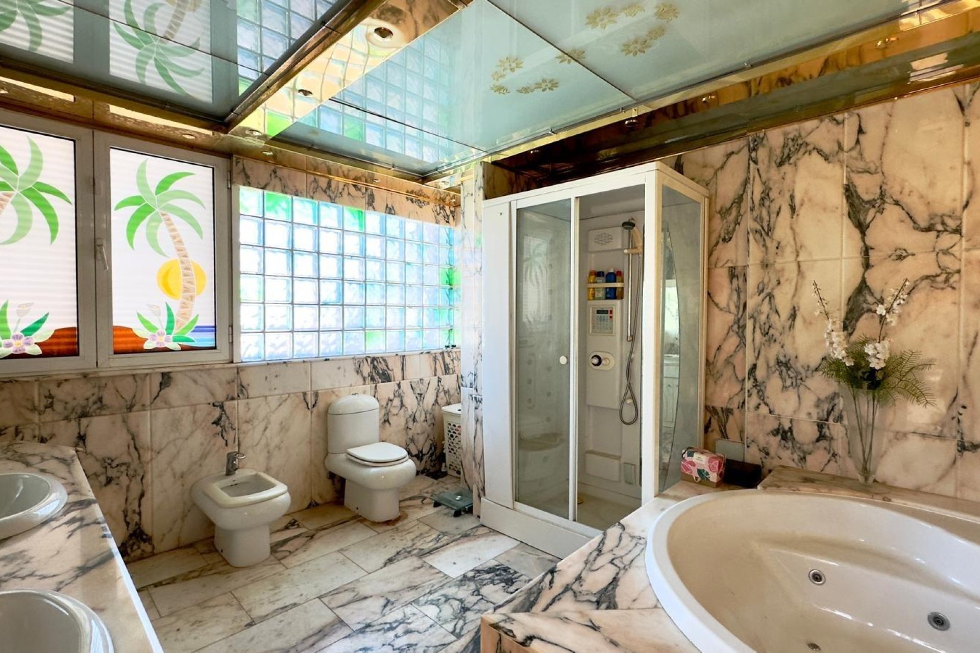 Revânzare - Mansardă -
Torrevieja - Centro