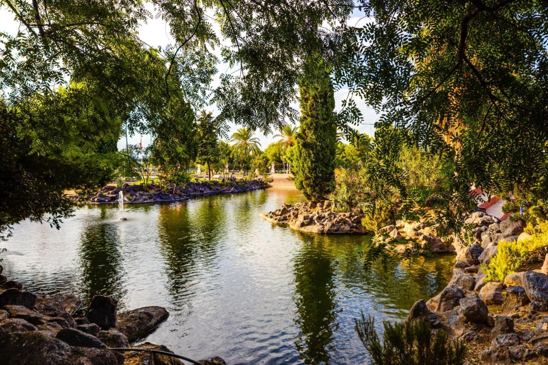 Revânzare - Mansardă -
Torrevieja - Centro