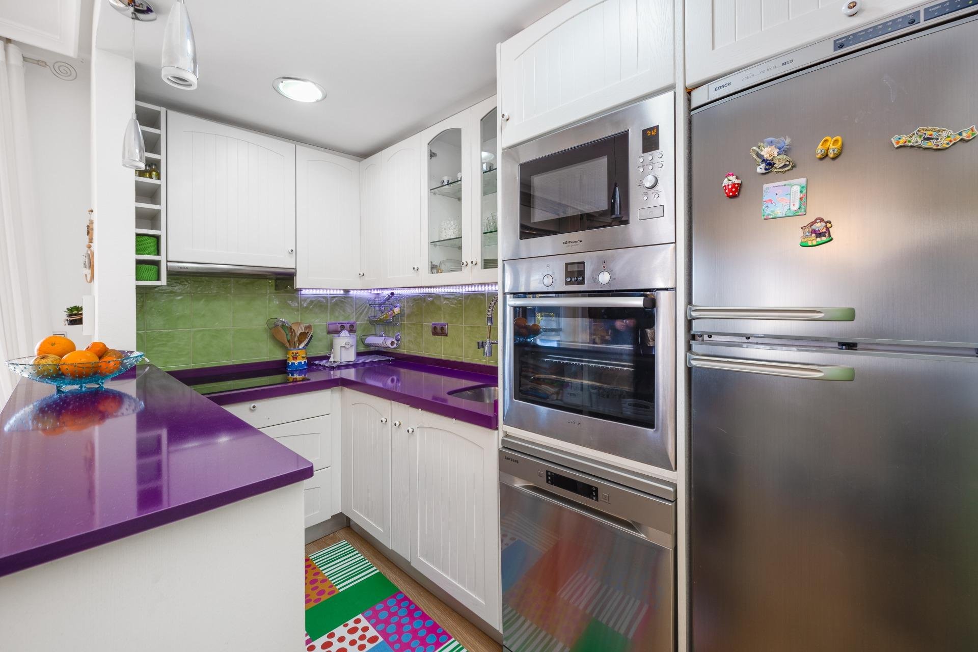 Revânzare - Mansardă -
Torrevieja - Centro