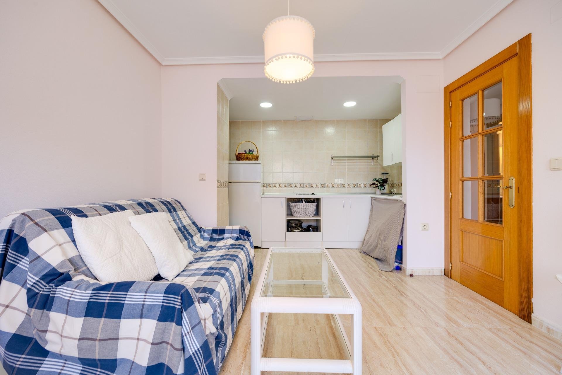 Revânzare - Mansardă -
Torrevieja - Centro