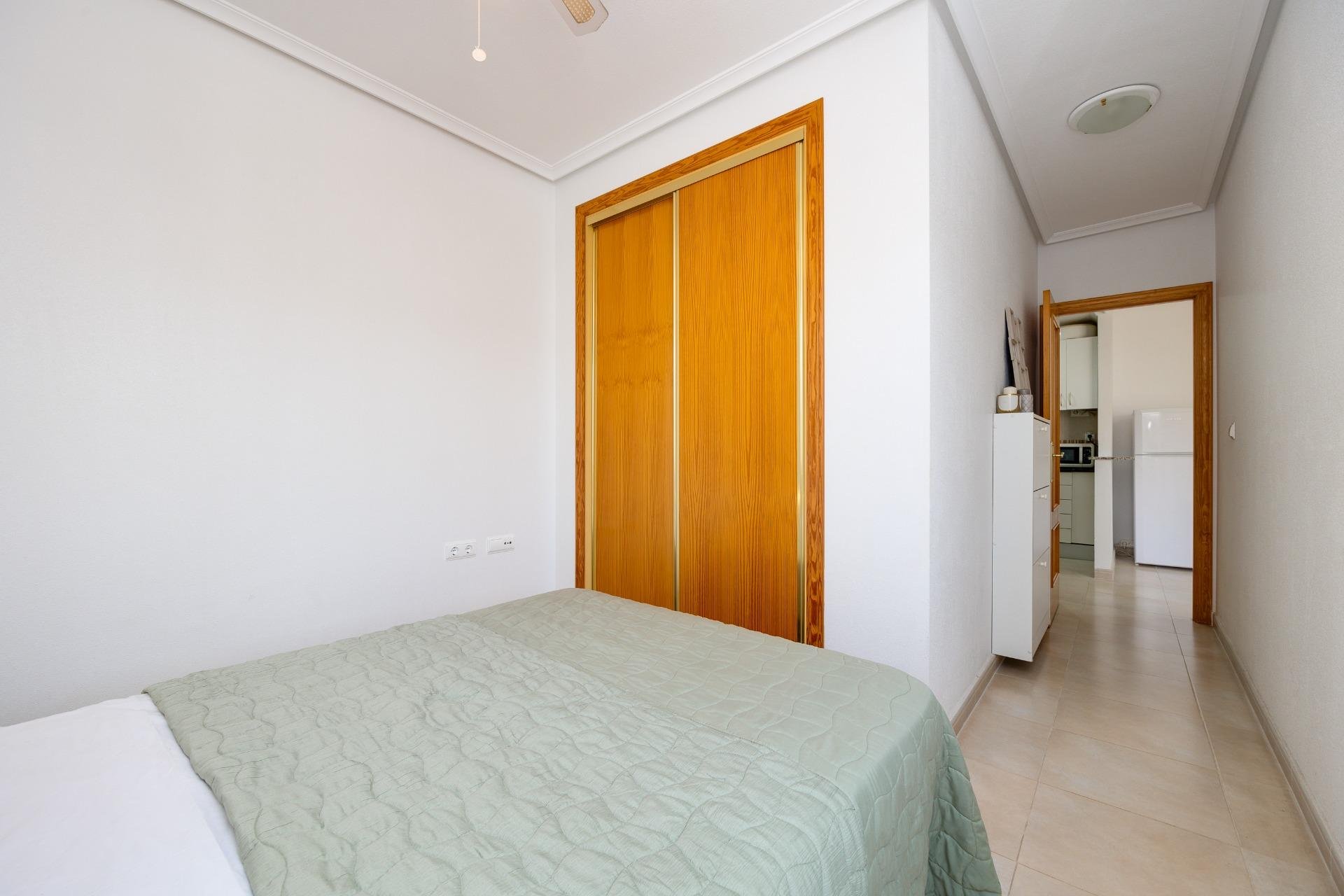 Revânzare - Mansardă -
Torrevieja - Centro