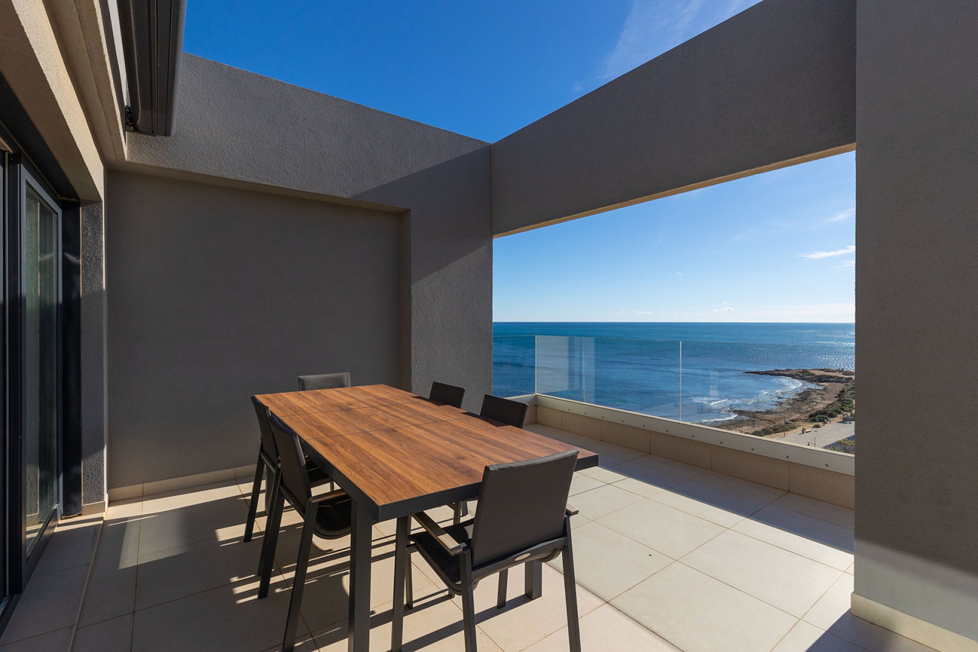 Revânzare - Mansardă -
Torrevieja - Costa Blanca