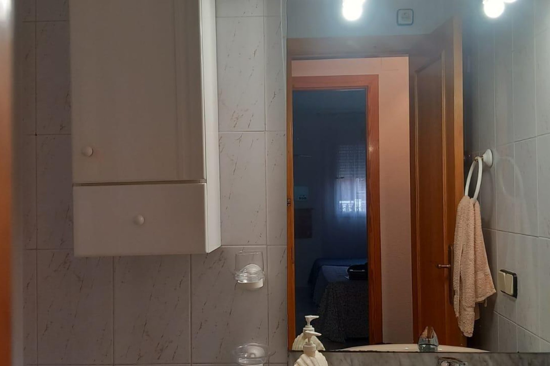 Revânzare - Mansardă -
Torrevieja - El Acequión - Los Náufragos