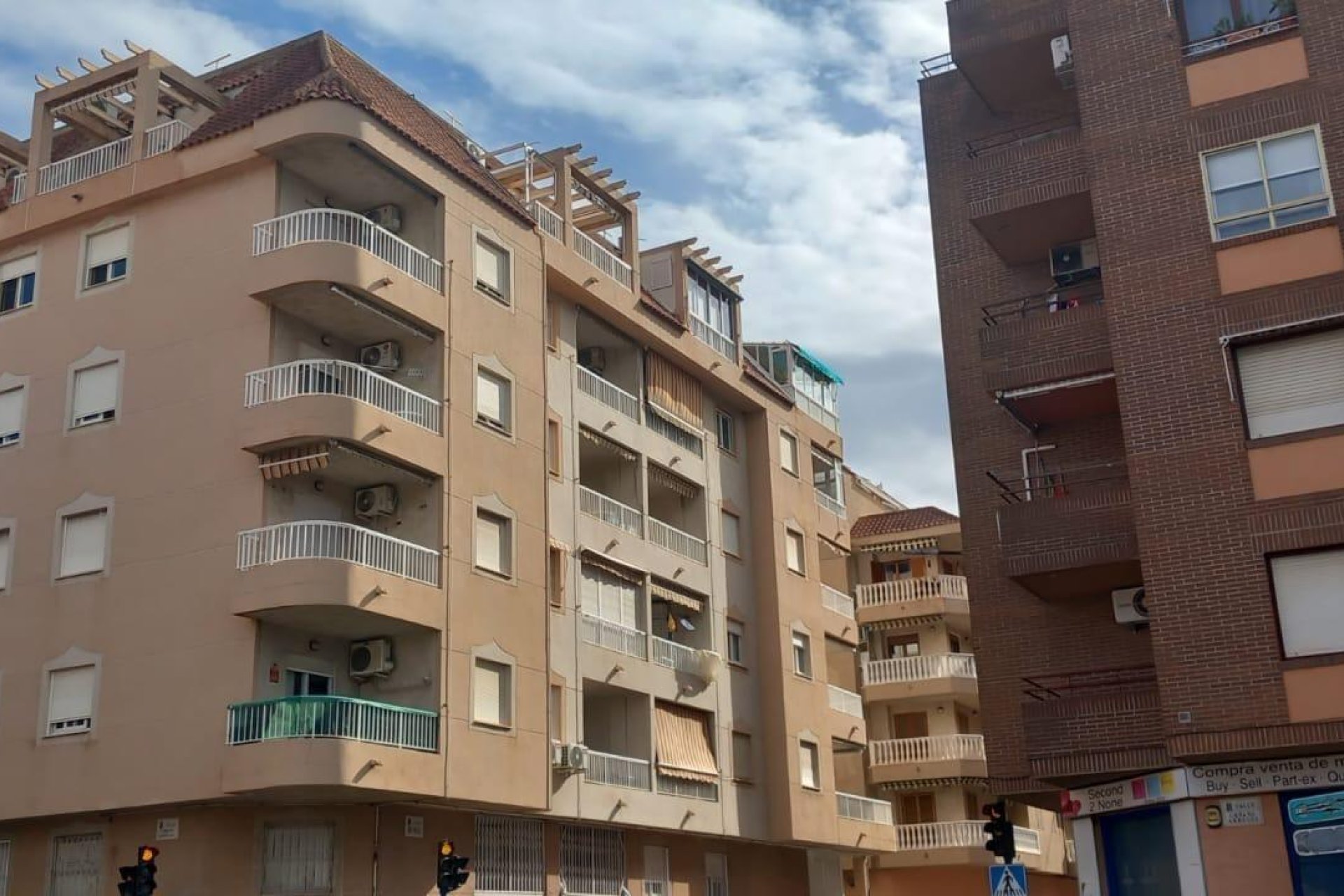 Revânzare - Mansardă -
Torrevieja - El Acequión - Los Náufragos