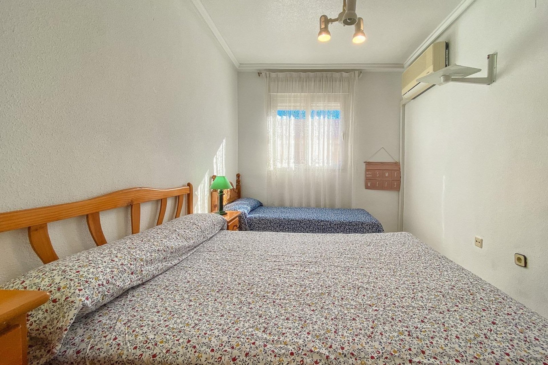 Revânzare - Mansardă -
Torrevieja - El Acequión - Los Náufragos