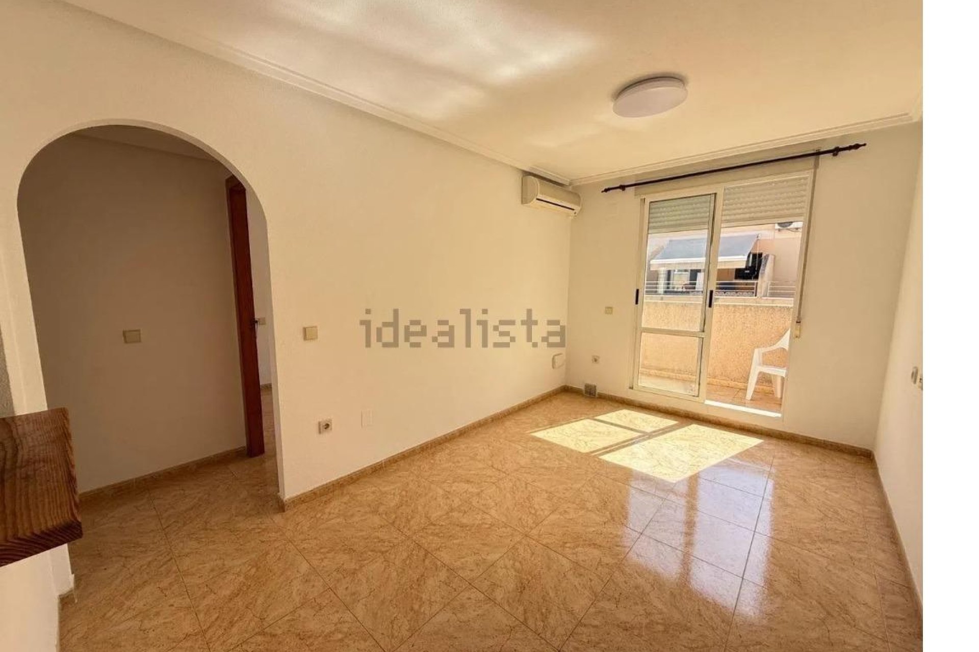 Revânzare - Mansardă -
Torrevieja - El Molino