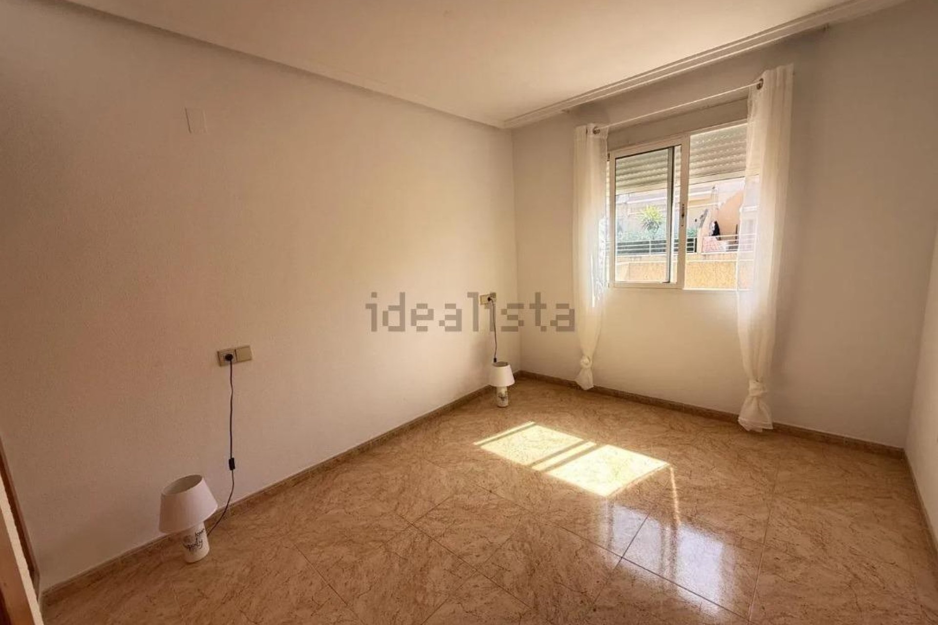 Revânzare - Mansardă -
Torrevieja - El Molino