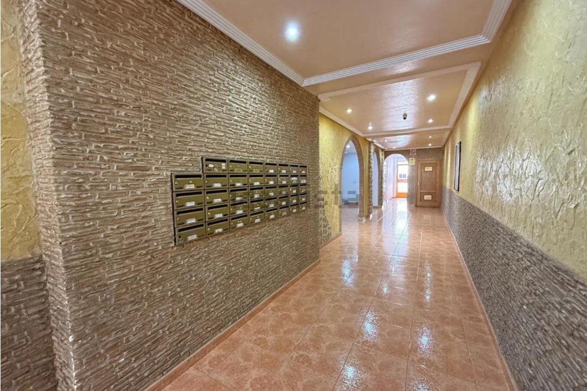 Revânzare - Mansardă -
Torrevieja - El Molino