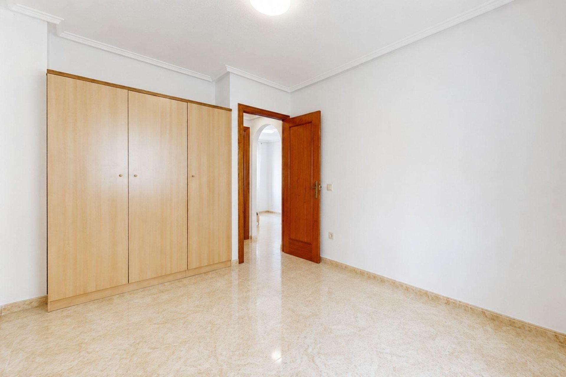 Revânzare - Mansardă -
Torrevieja - El Molino