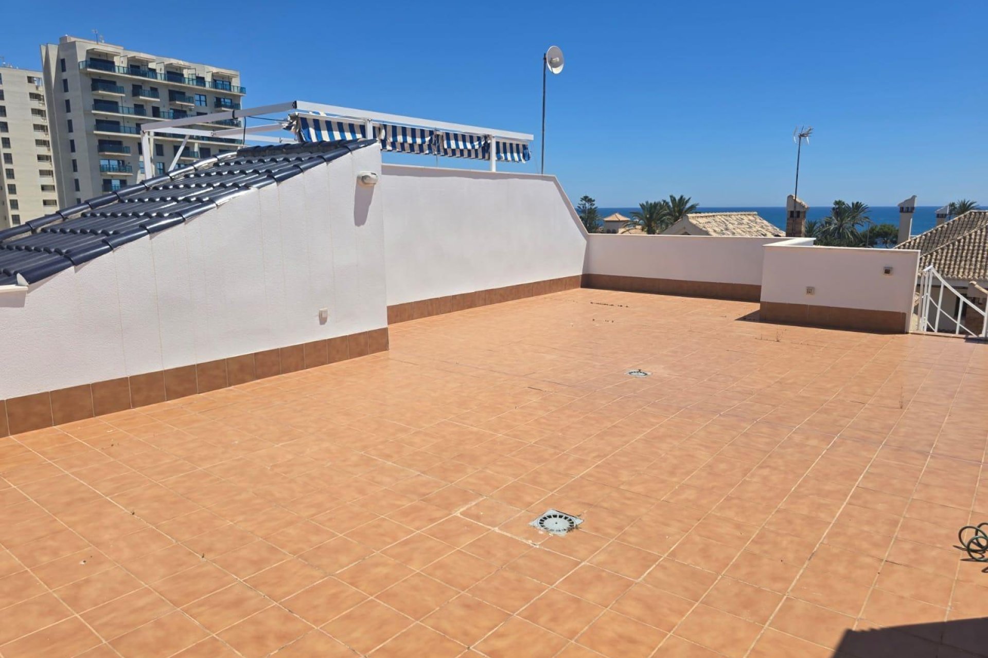 Revânzare - Mansardă -
Torrevieja - La Veleta