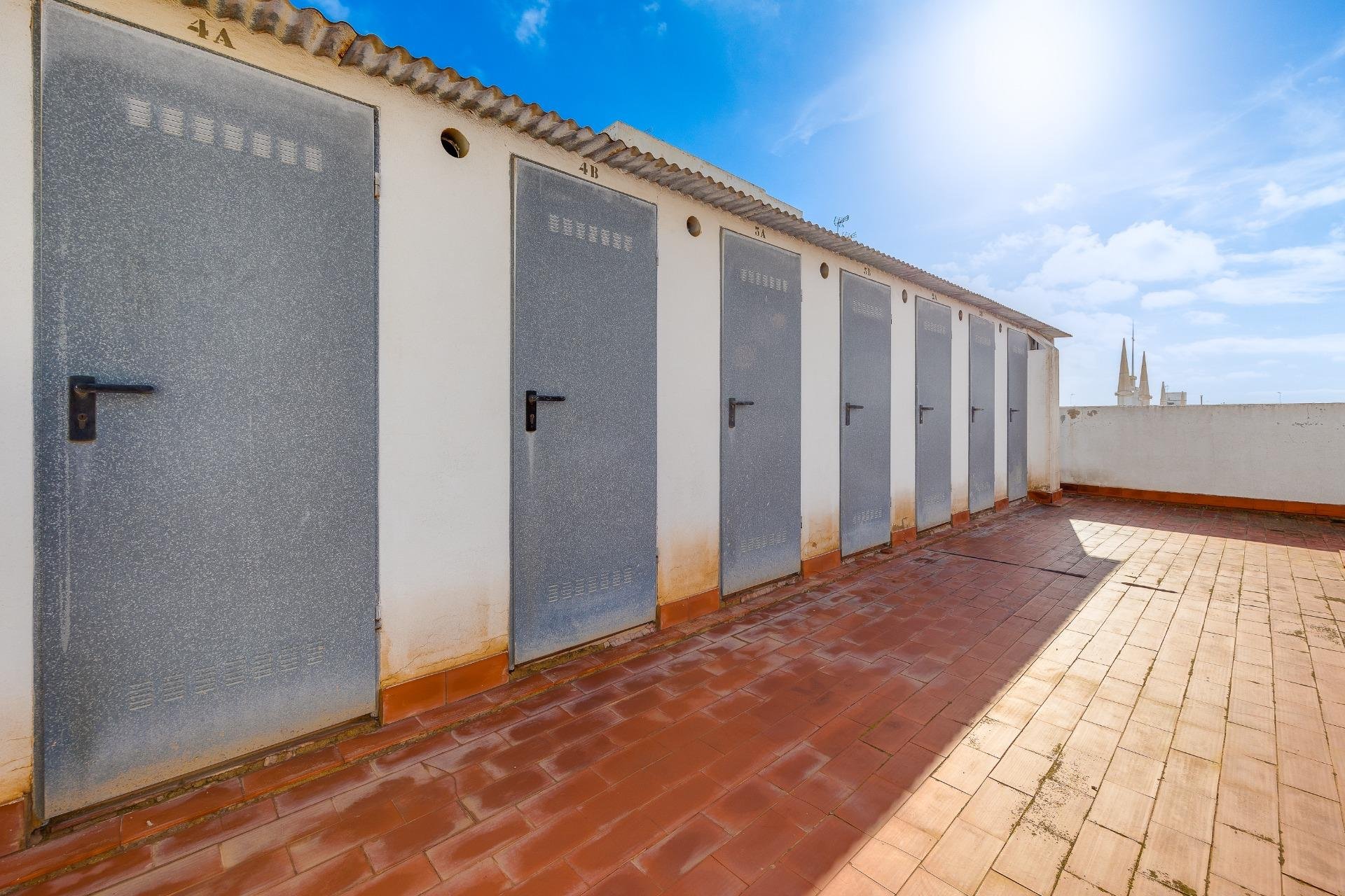 Revânzare - Mansardă -
Torrevieja - Paseo Maritimo