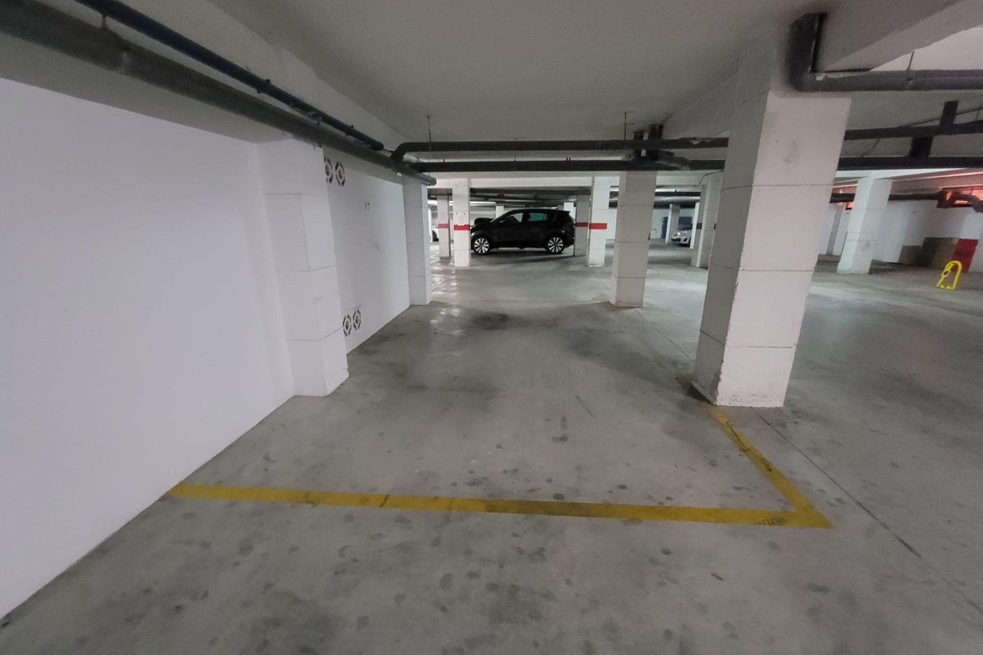 Revânzare - Mansardă -
Torrevieja - Playa de los Locos