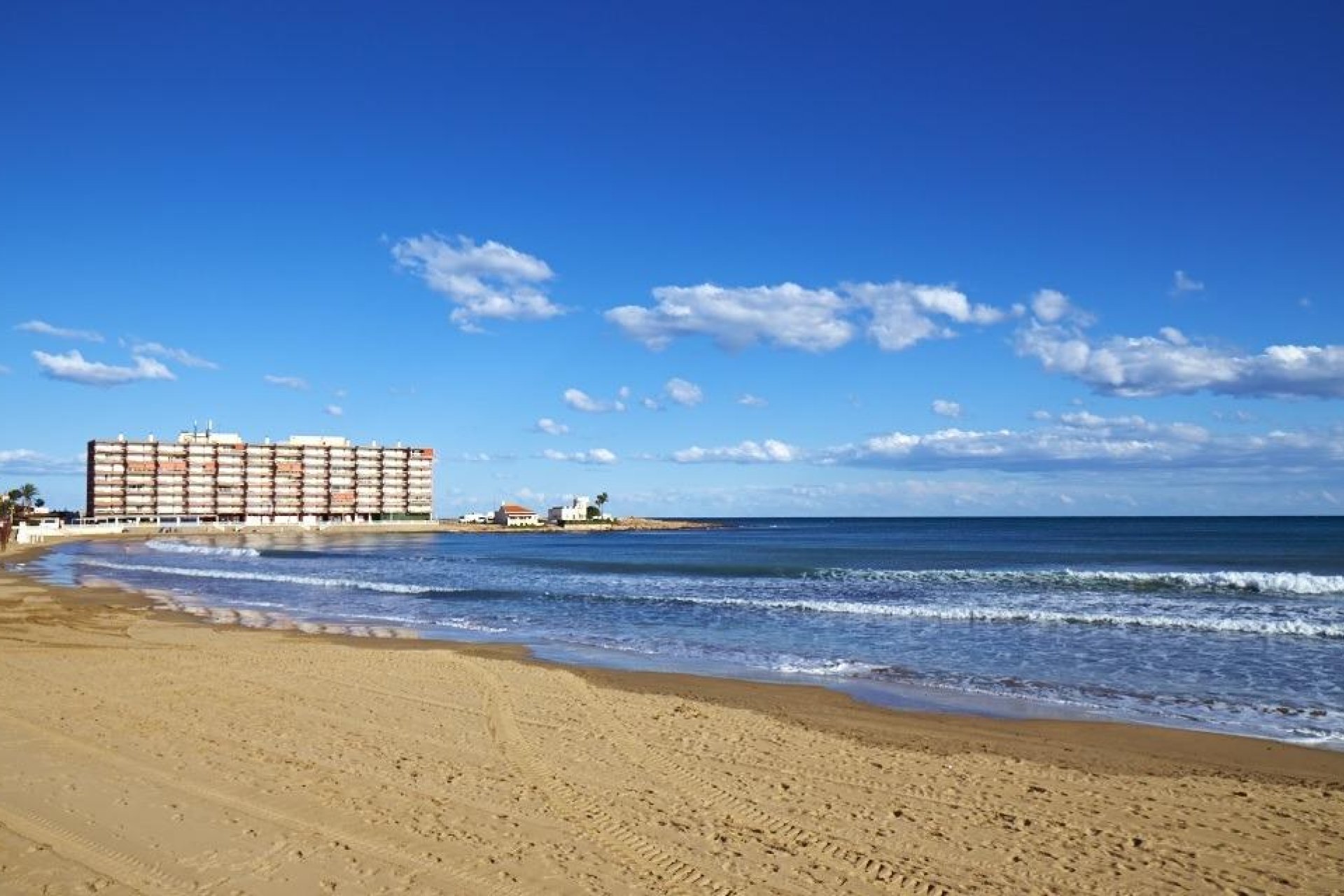 Revânzare - Mansardă -
Torrevieja - Playa de los Locos