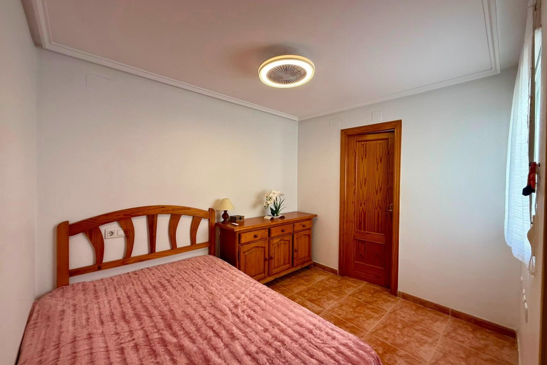 Revânzare - Mansardă -
Torrevieja - Playa del Cura