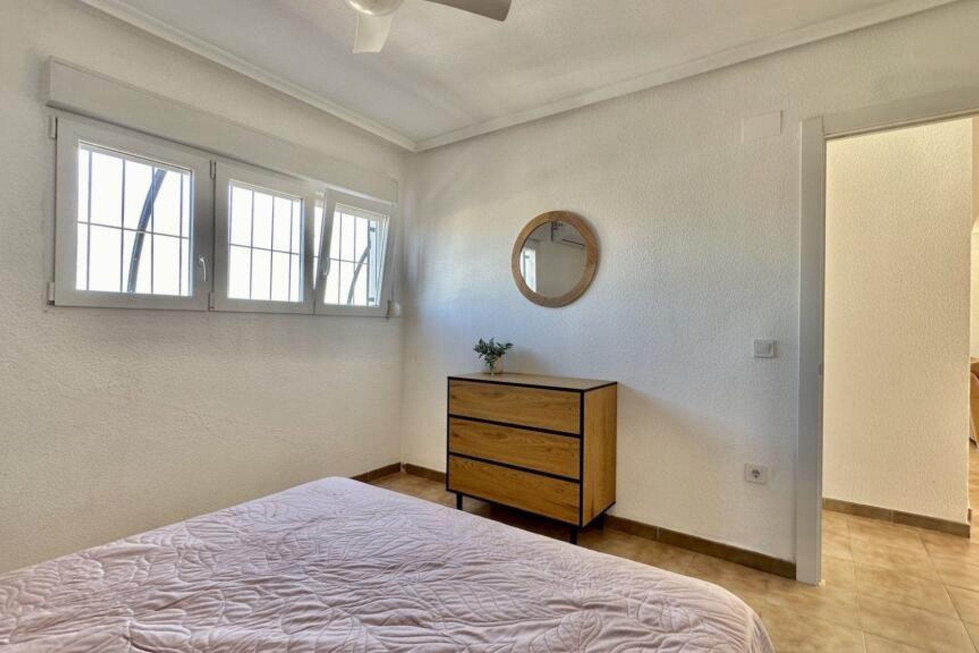 Revânzare - Mansardă -
Torrevieja - Punta Prima