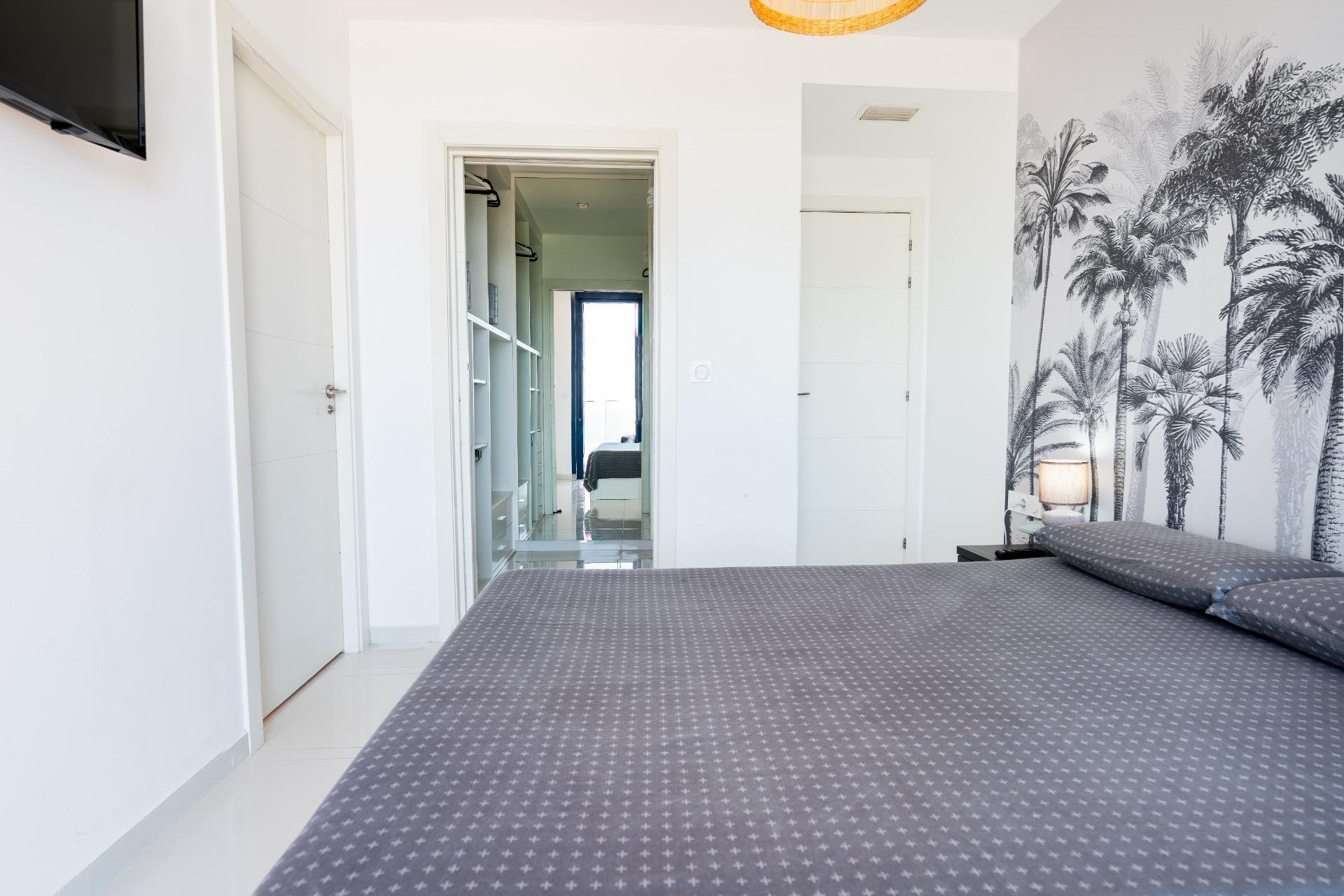 Revânzare - Mansardă -
Torrevieja - Punta Prima