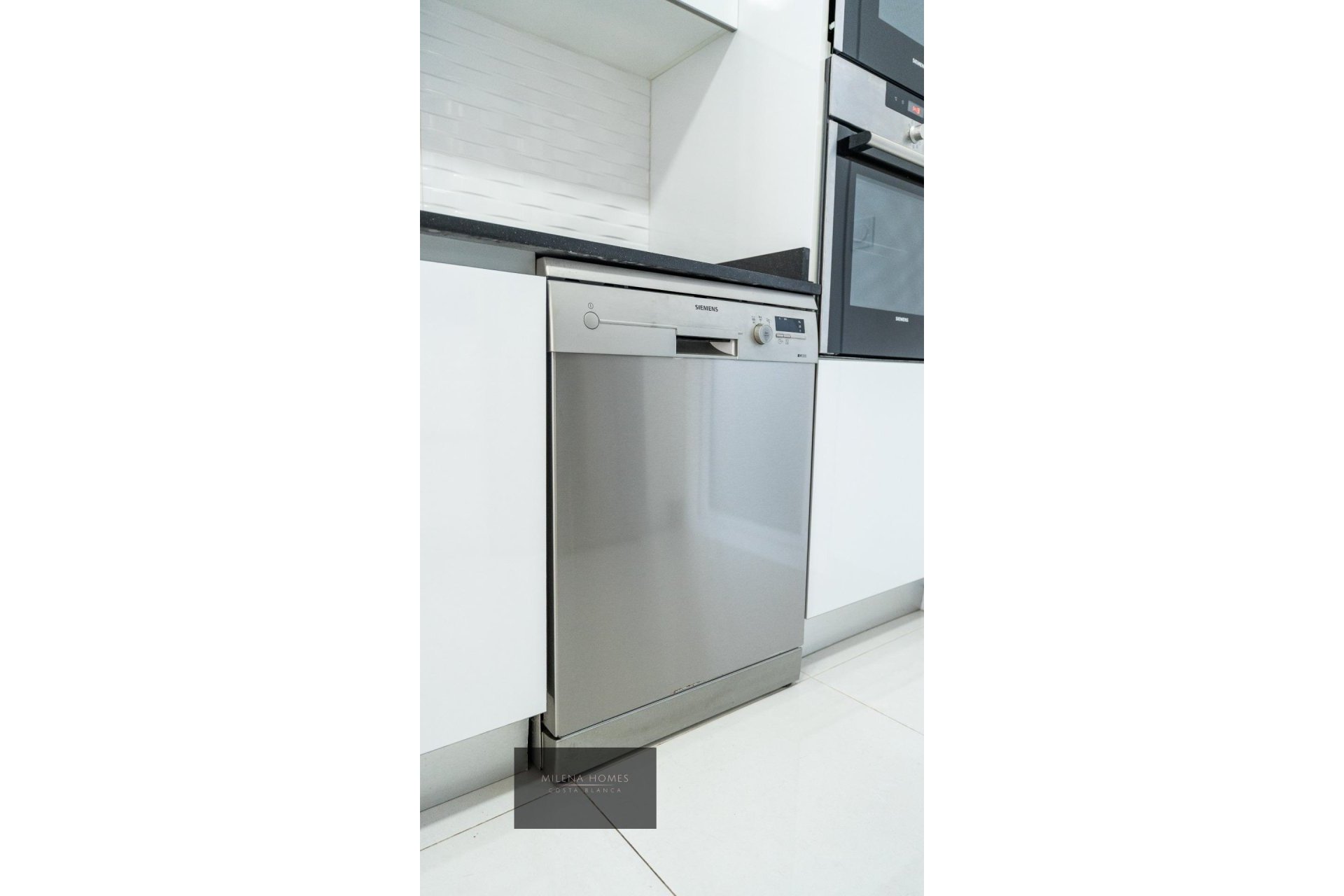 Revânzare - Mansardă -
Torrevieja - Punta Prima