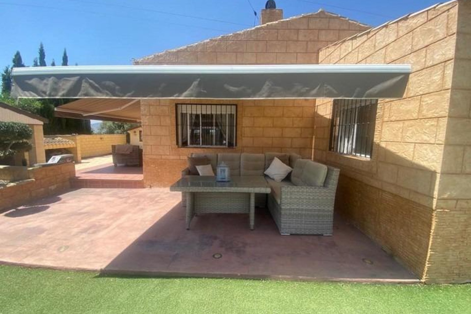 Revânzare - Vilă -
Albatera - Campo De Albatera