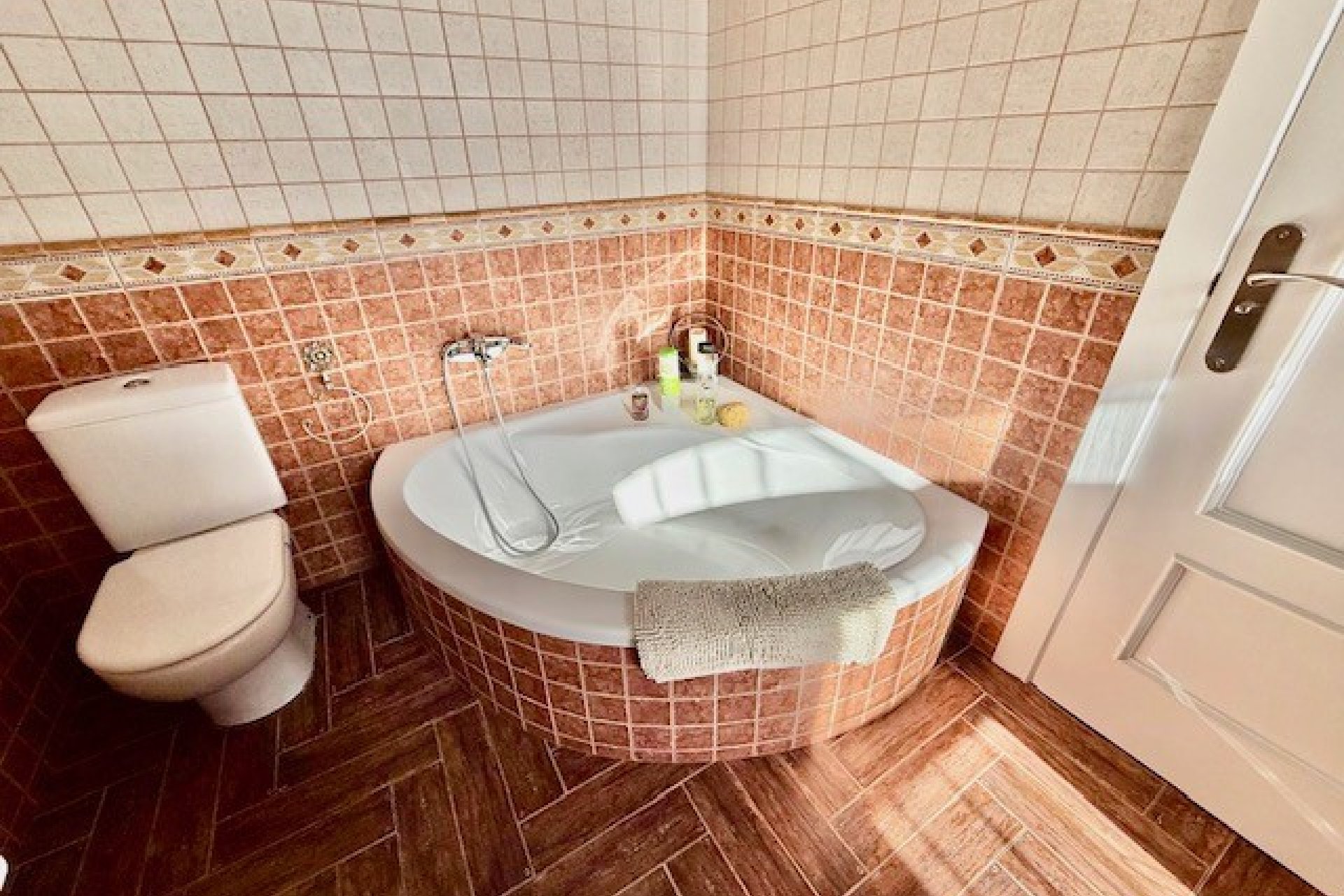 Revânzare - Vilă -
Avileses - Inland