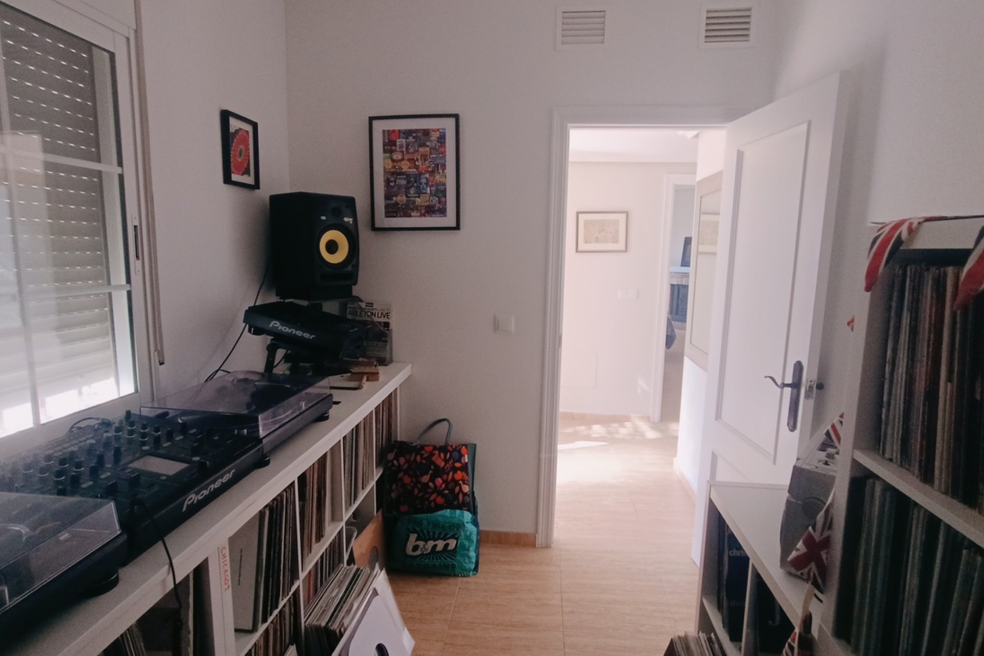 Revânzare - Vilă -
Avileses - Inland