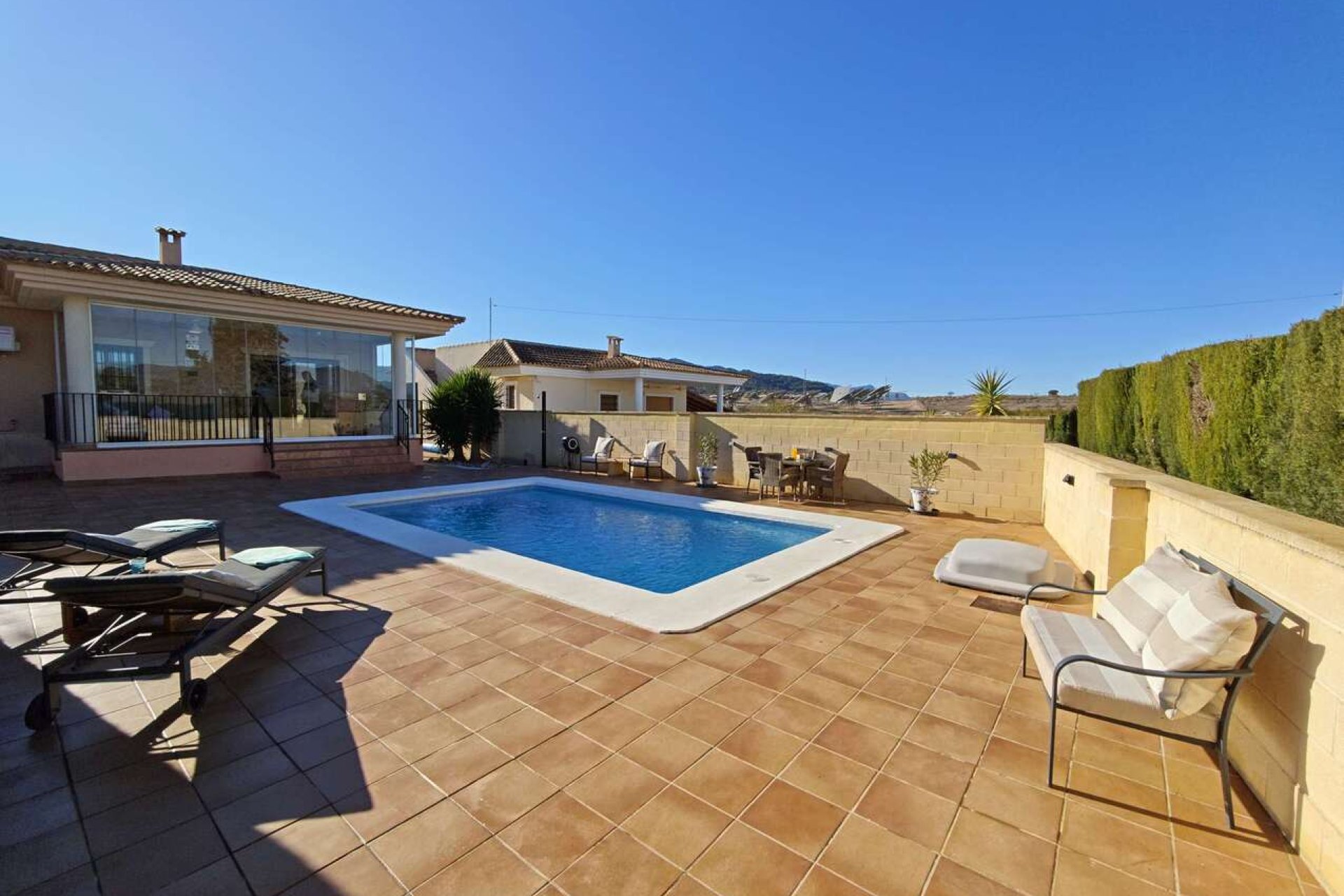 Revânzare - Vilă -
Canada del Trigo - Inland