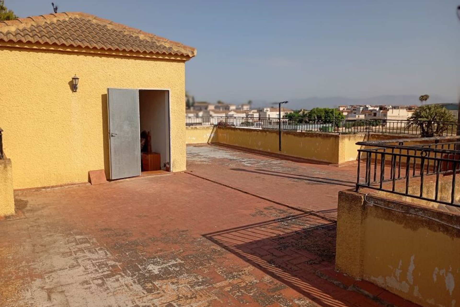 Revânzare - Vilă -
Daya Nueva - Costa Blanca