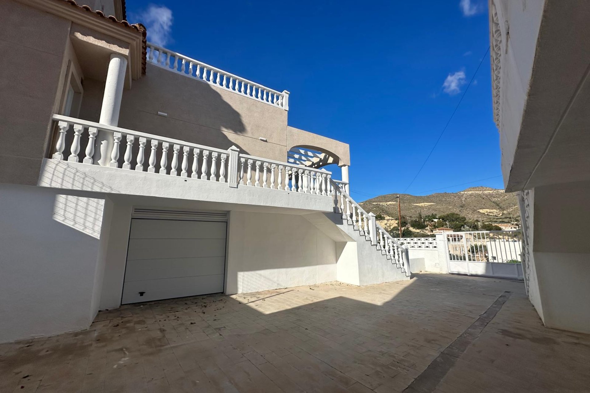 Revânzare - Vilă -
El Campello - Costa Blanca