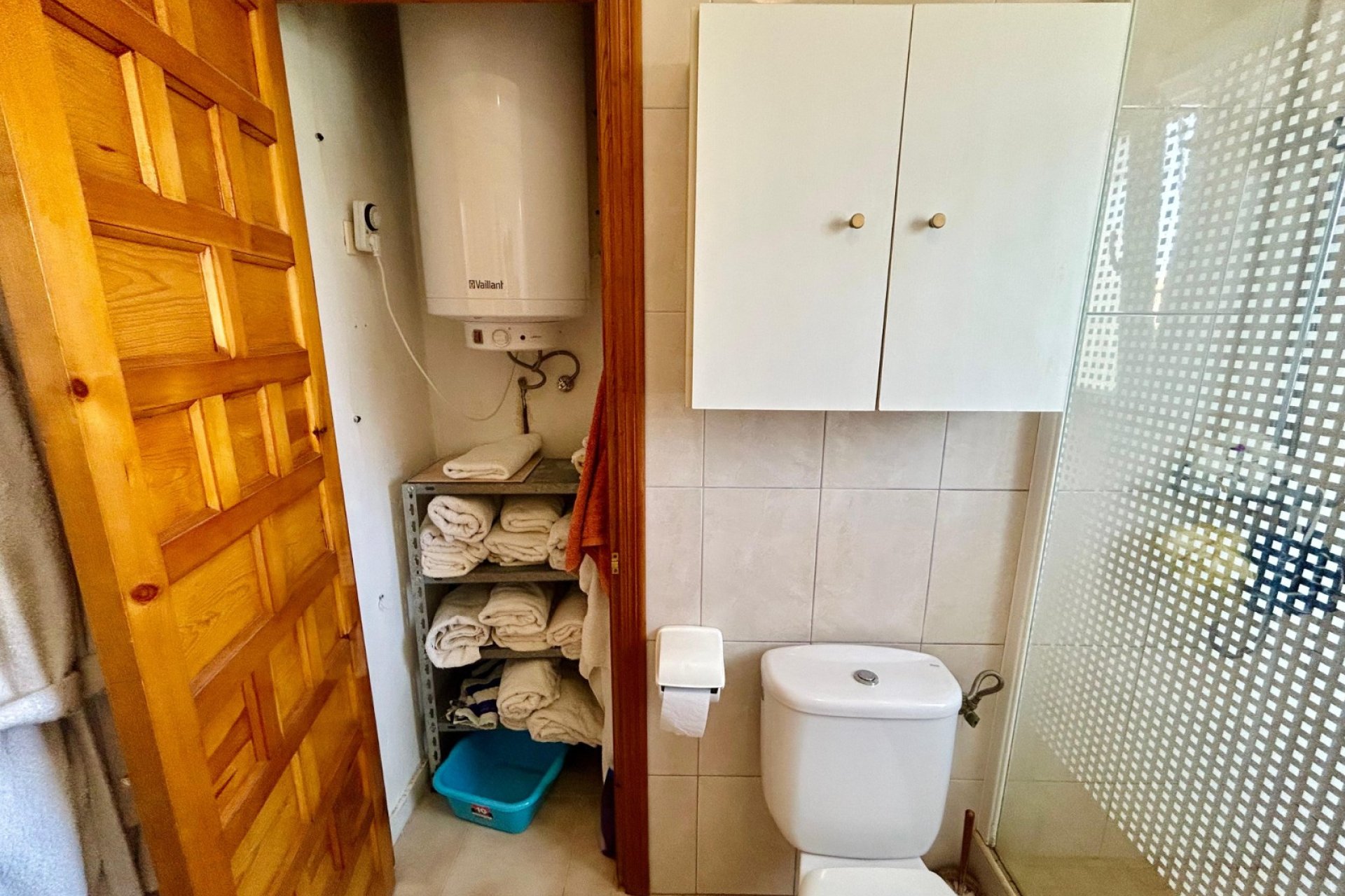 Revânzare - Vilă -
El Chaparral - Inland