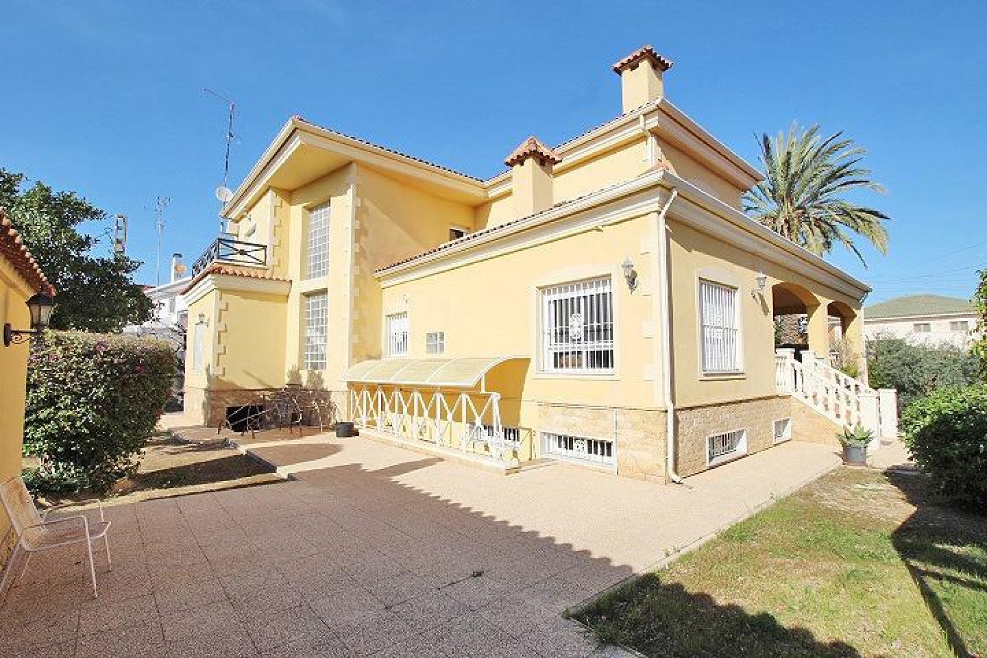 Revânzare - Vilă -
Elche - Altabix