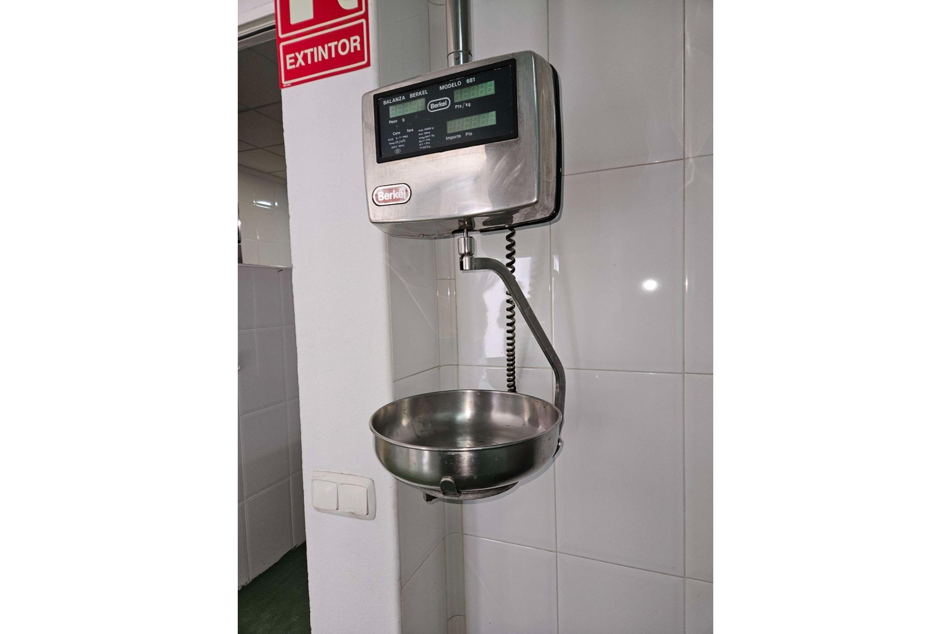 Revânzare - Vilă -
Elda - 03600