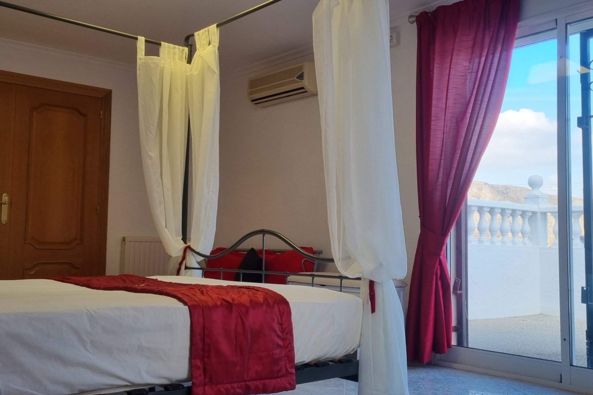 Revânzare - Vilă -
Hondón de los Fráiles - Inland