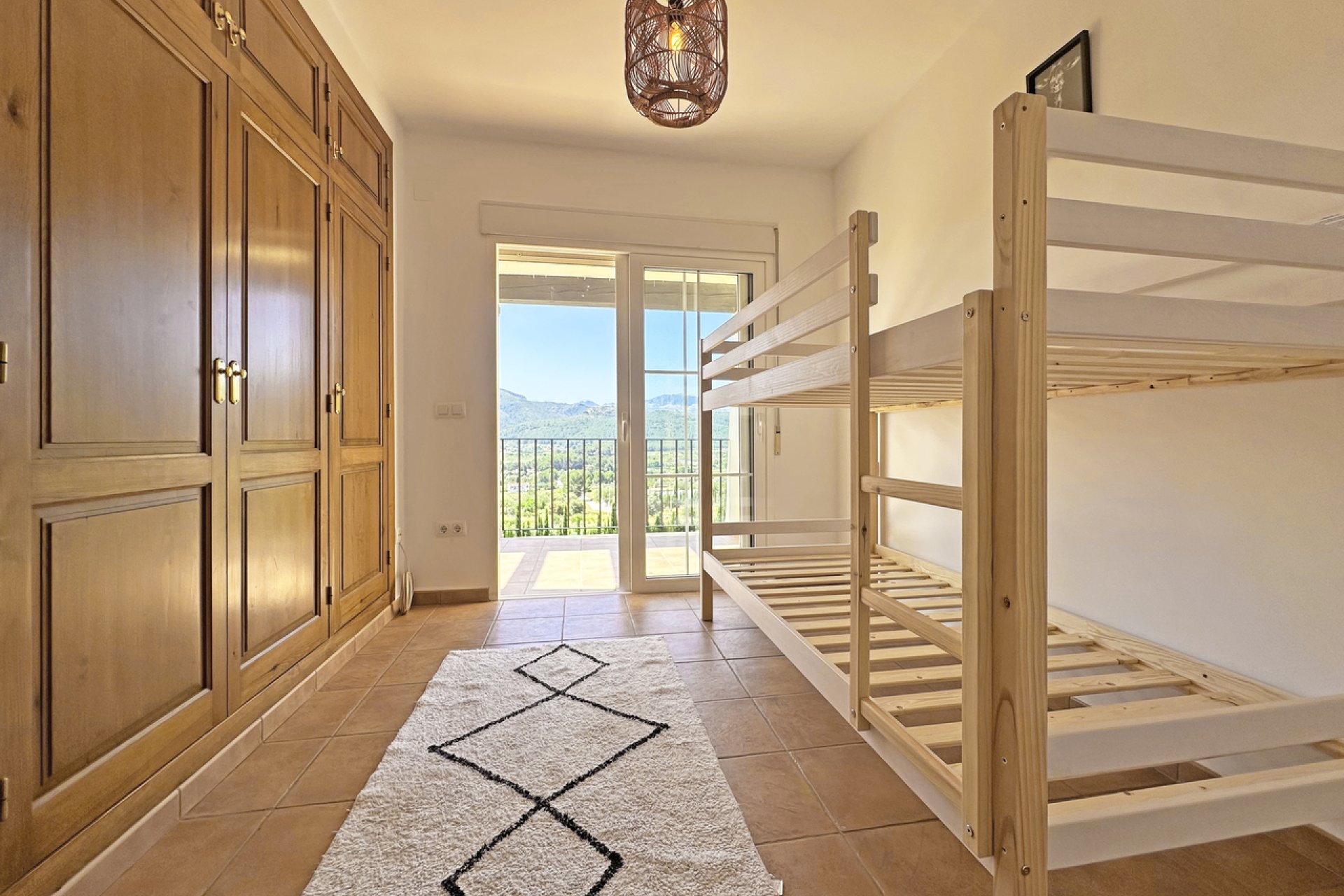 Revânzare - Vilă -
Jalón - Inland