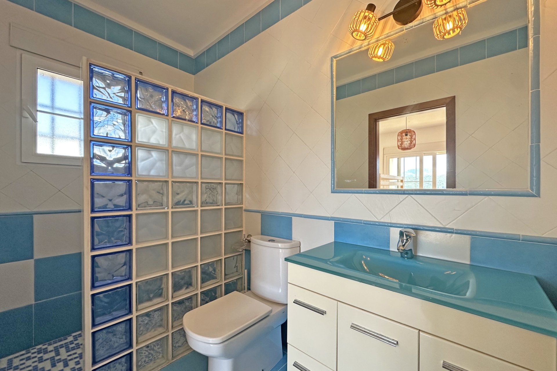 Revânzare - Vilă -
Jalón - Inland