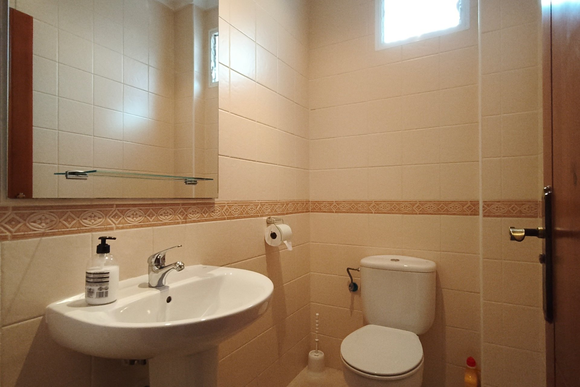 Revânzare - Vilă -
La Romana - Inland