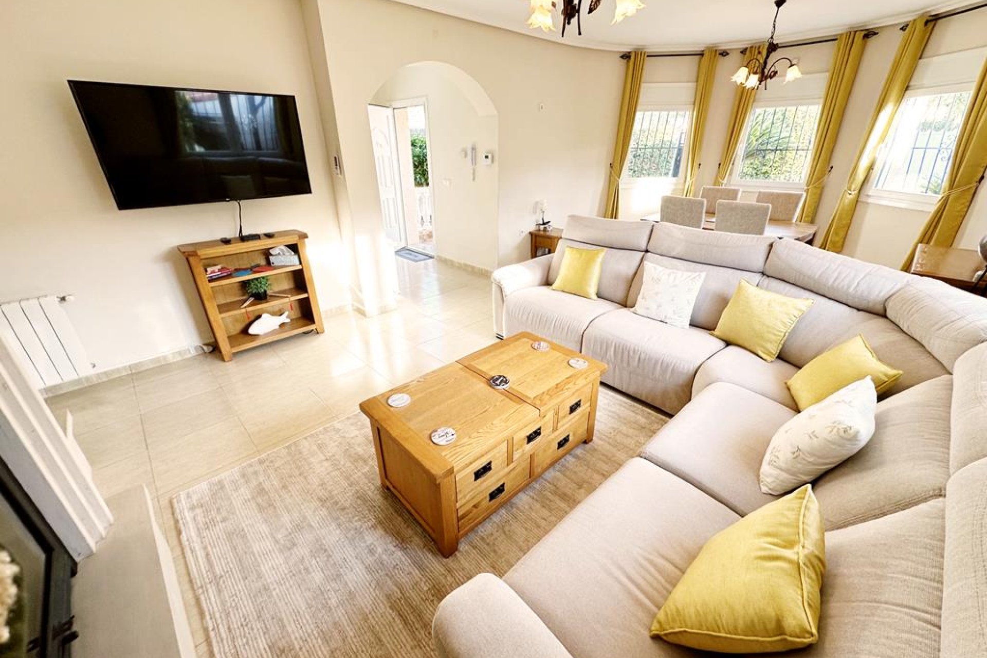 Revânzare - Vilă -
Lo Santiago - Inland