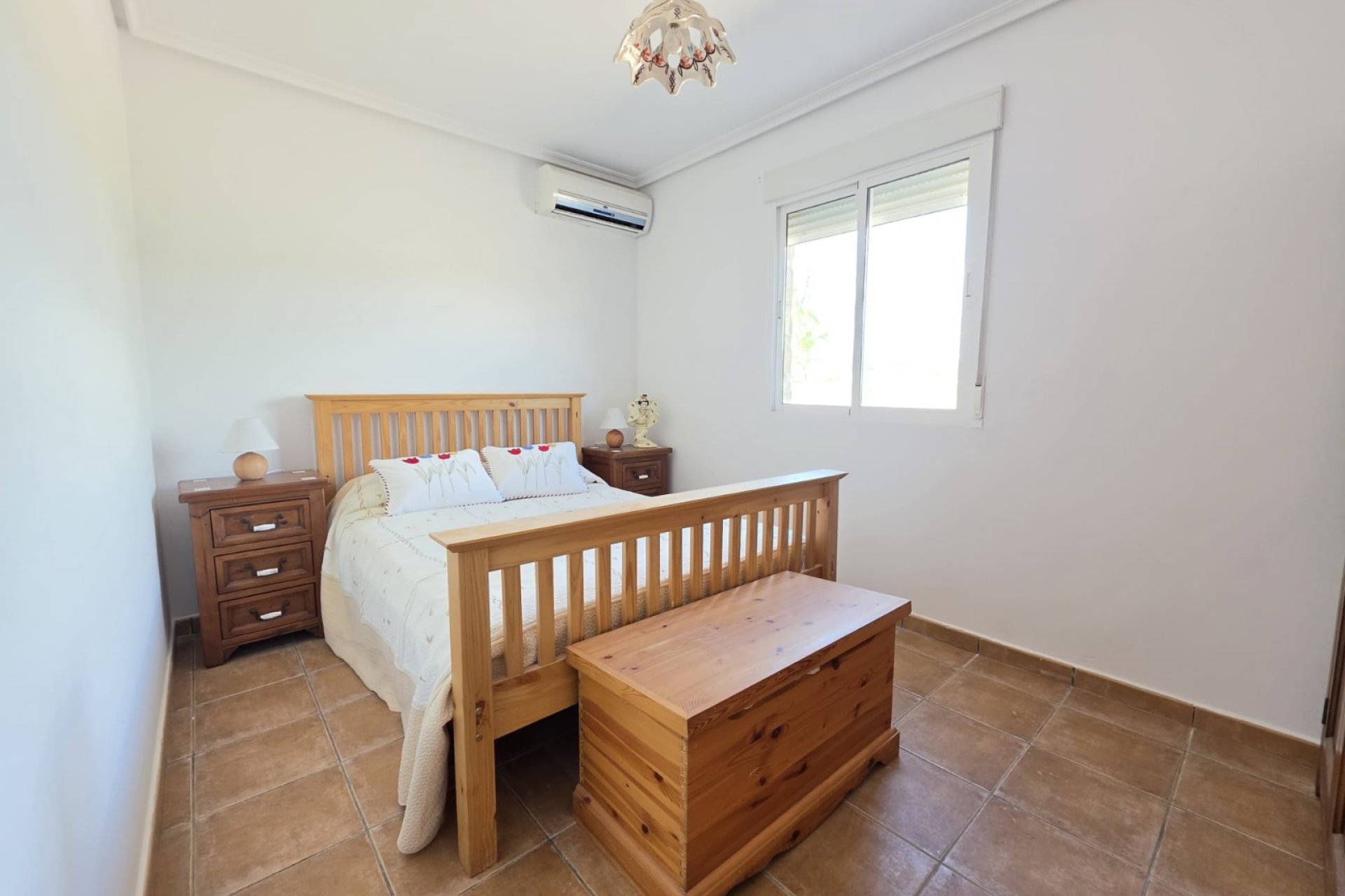 Revânzare - Vilă -
Monóvar/Monóver - Inland