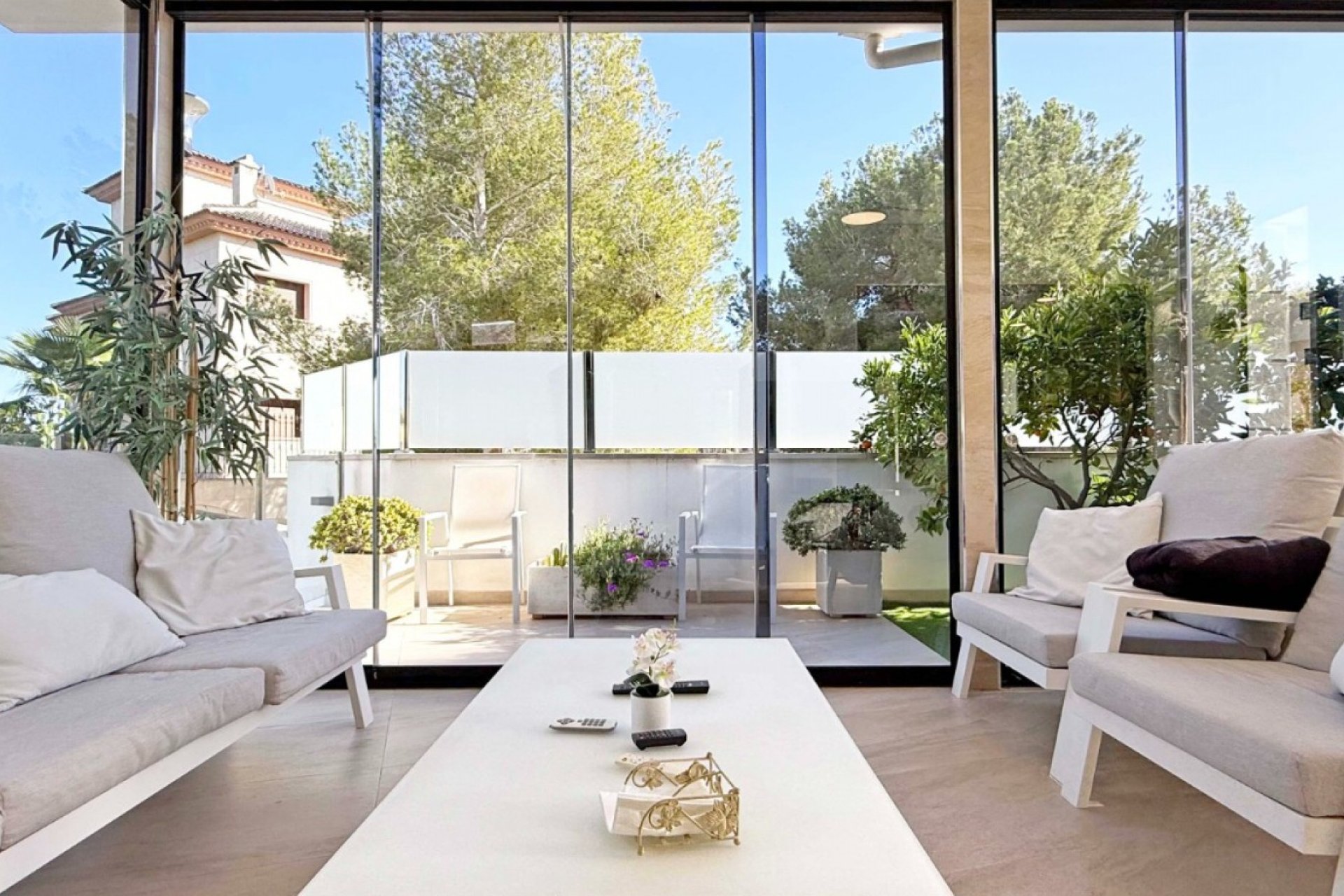 Revânzare - Vilă -
Orihuela Costa - Costa Blanca