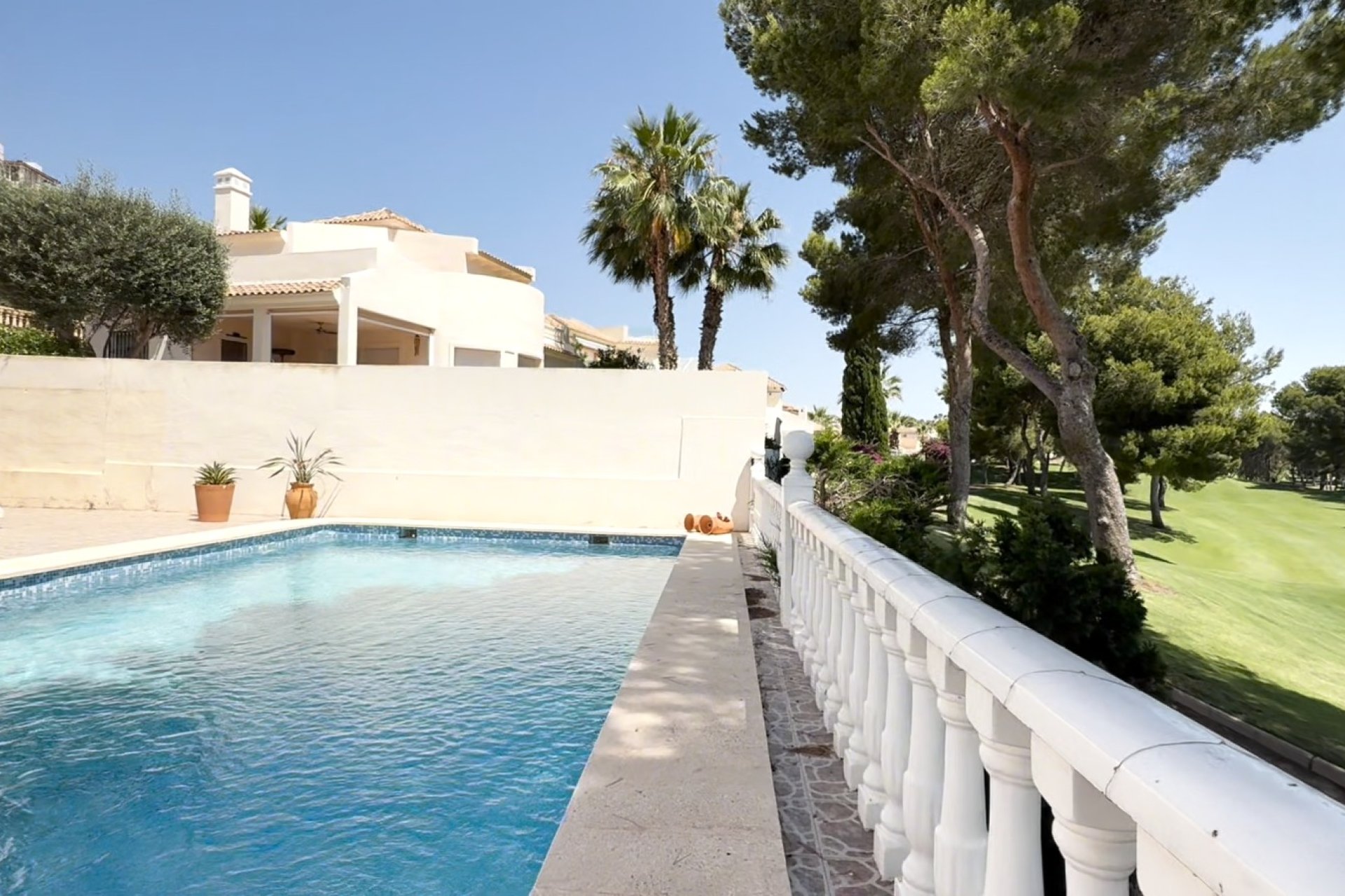 Revânzare - Vilă -
Orihuela Costa - Costa Blanca