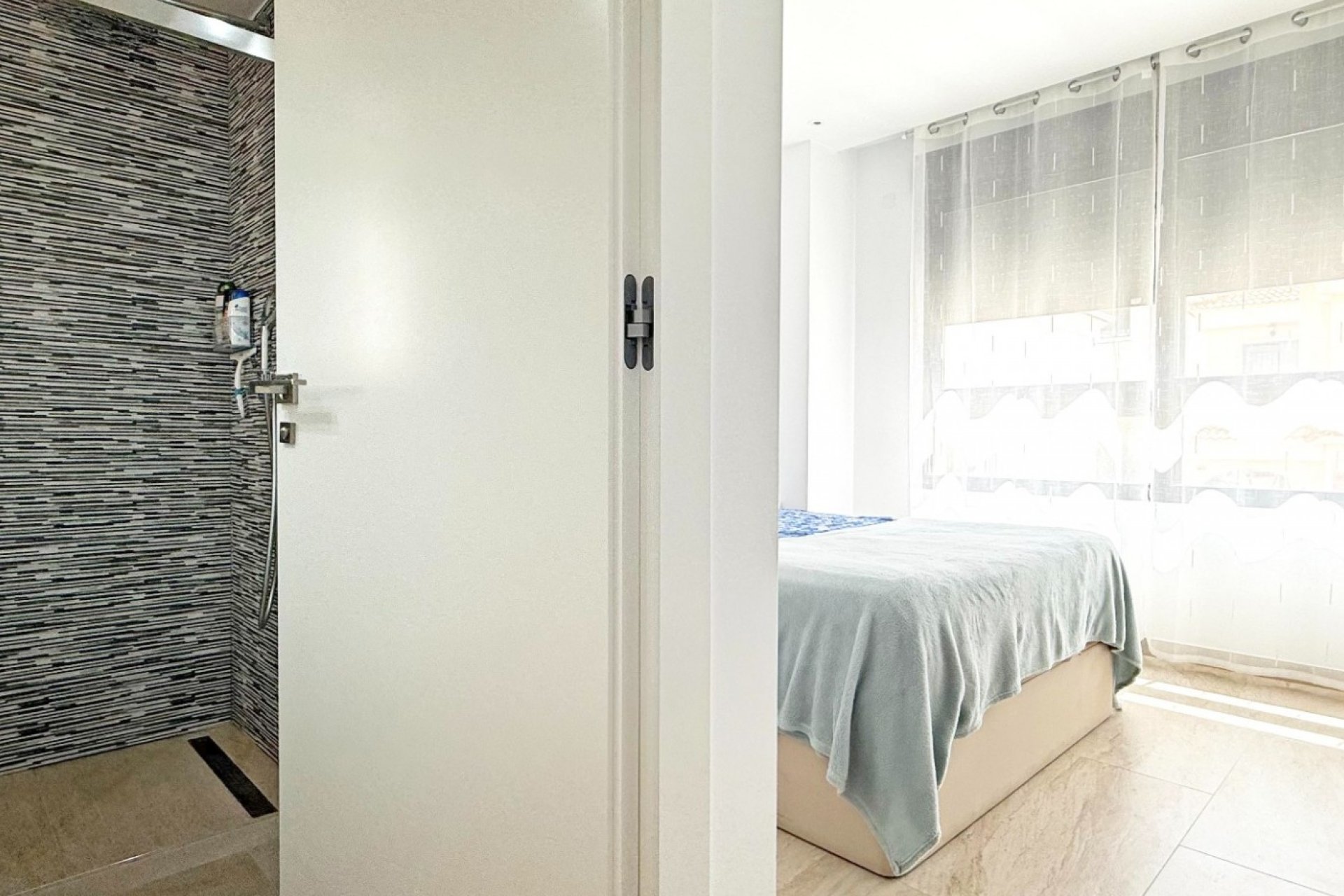 Revânzare - Vilă -
Orihuela Costa - Costa Blanca