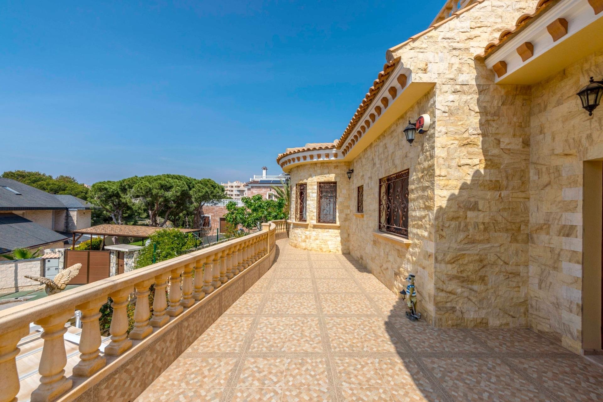 Revânzare - Vilă -
Orihuela Costa - Costa Blanca